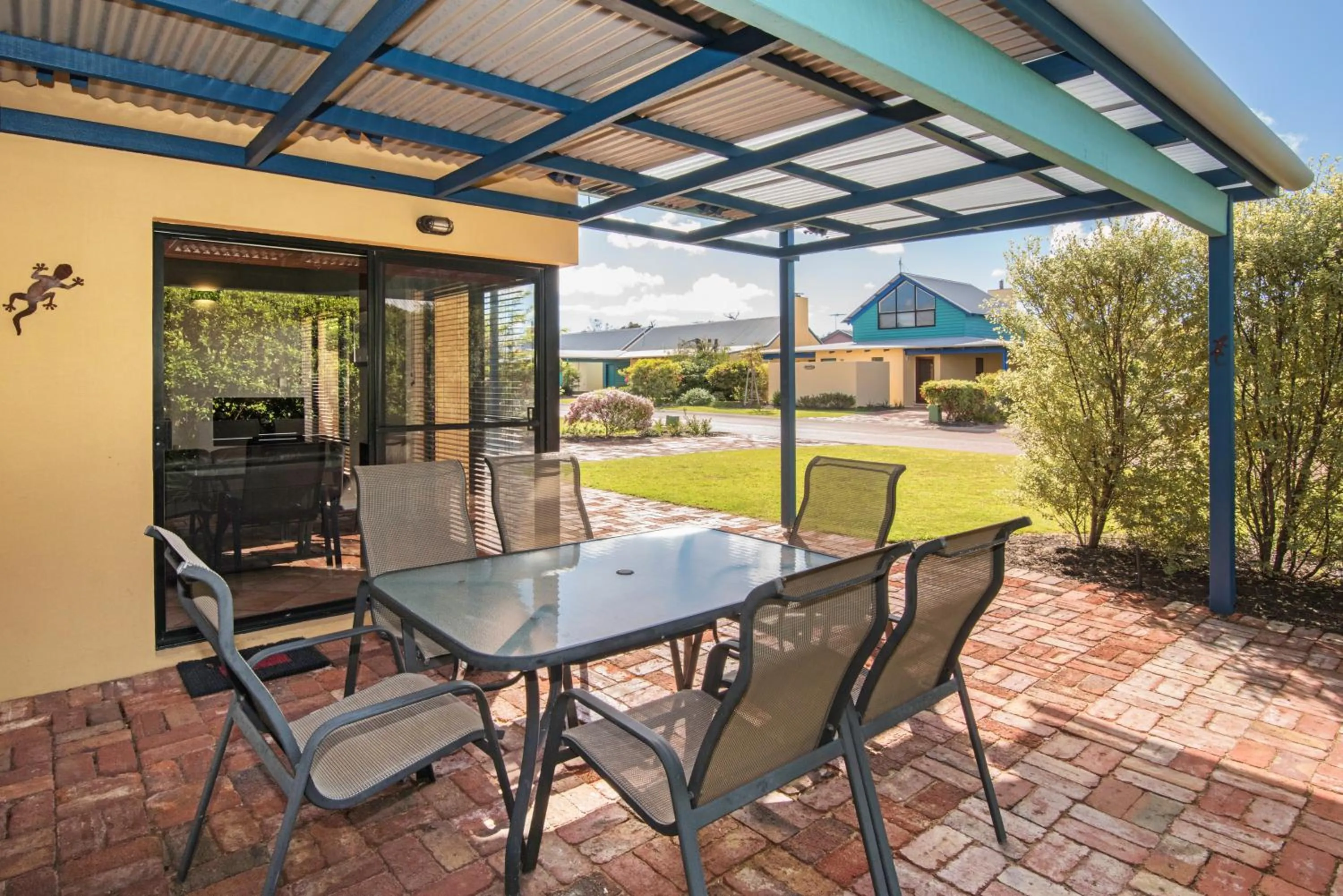 BBQ facilities in Dunsborough Beach Cottages