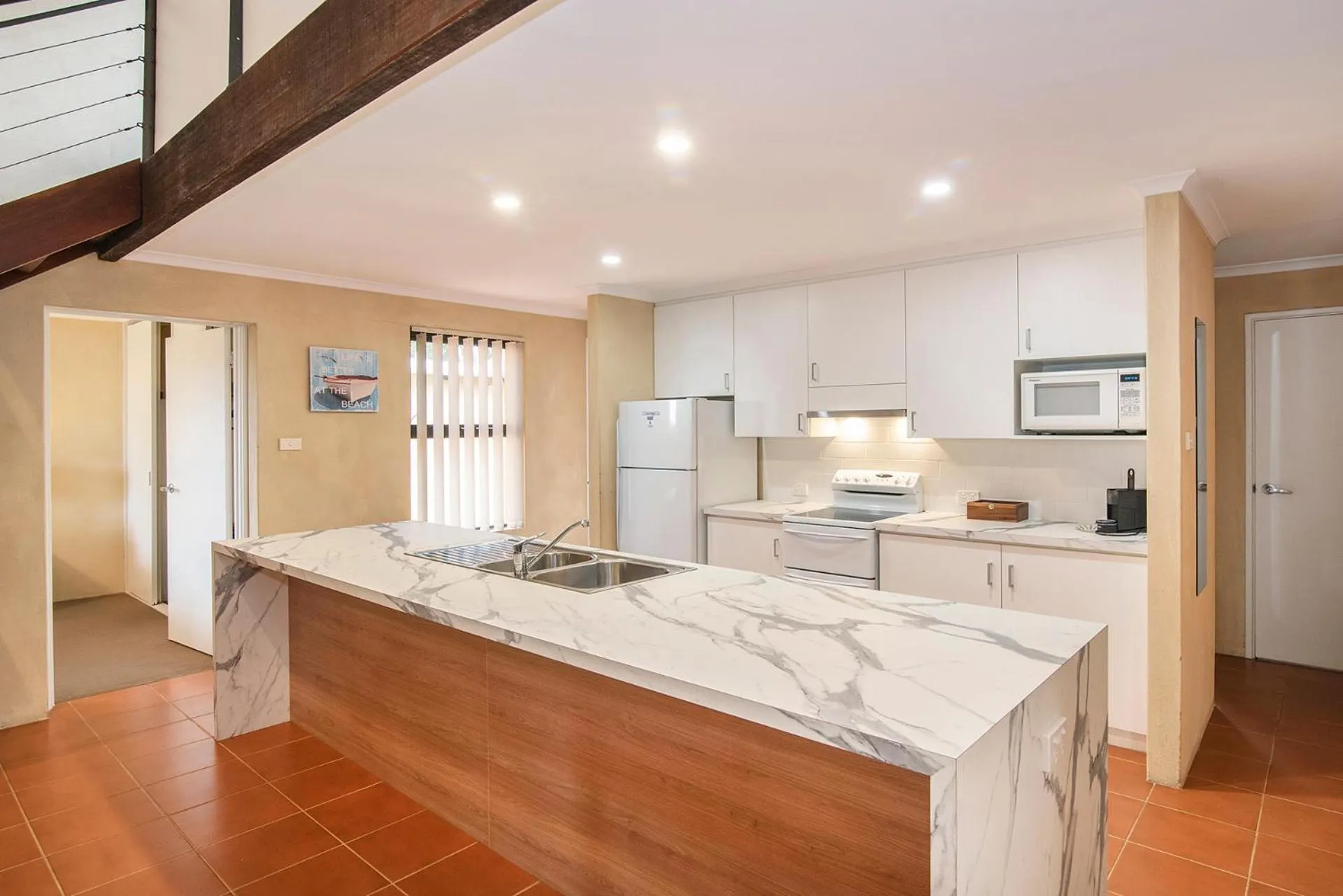 Kitchen or kitchenette in Dunsborough Beach Cottages