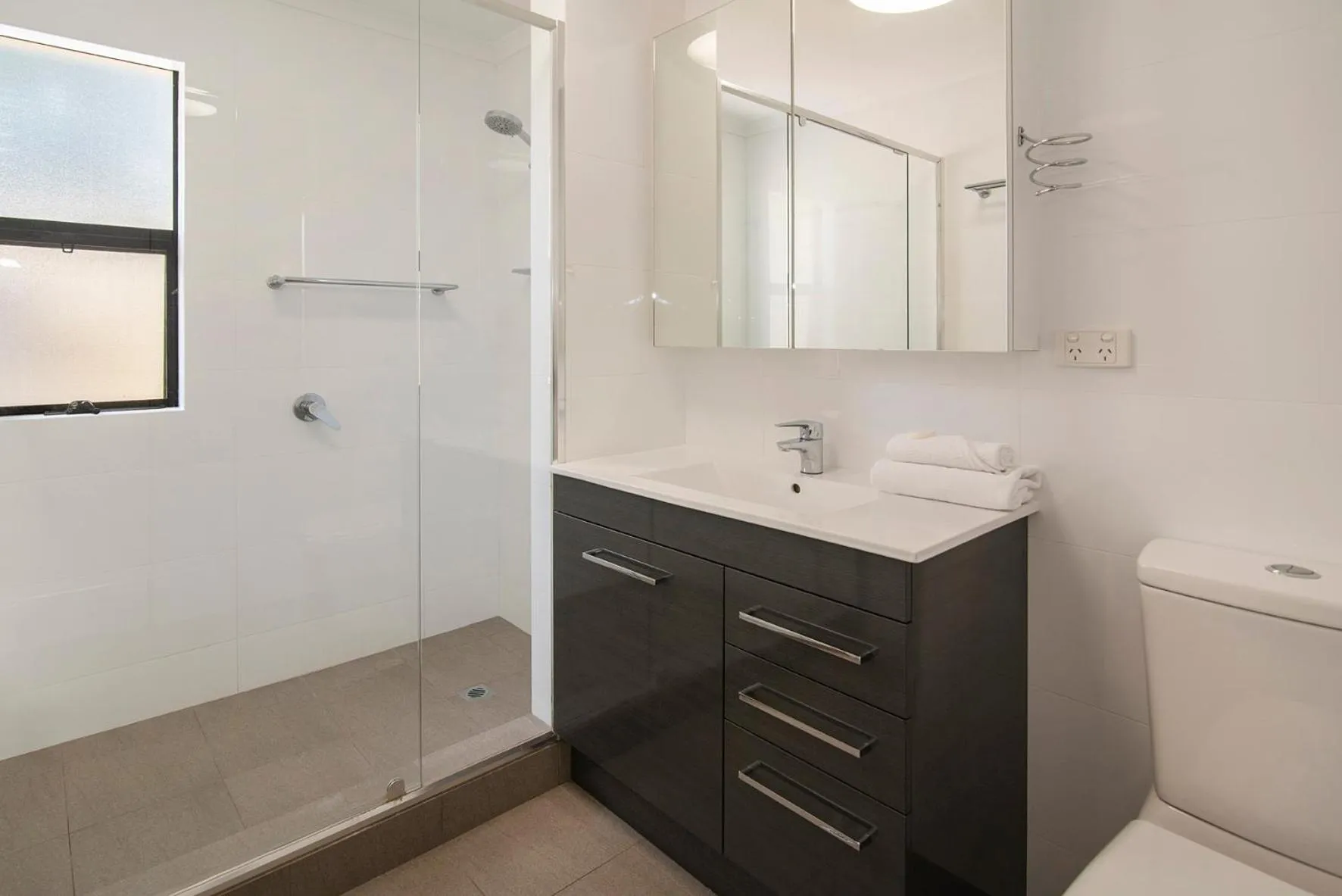 Shower in Dunsborough Beach Cottages