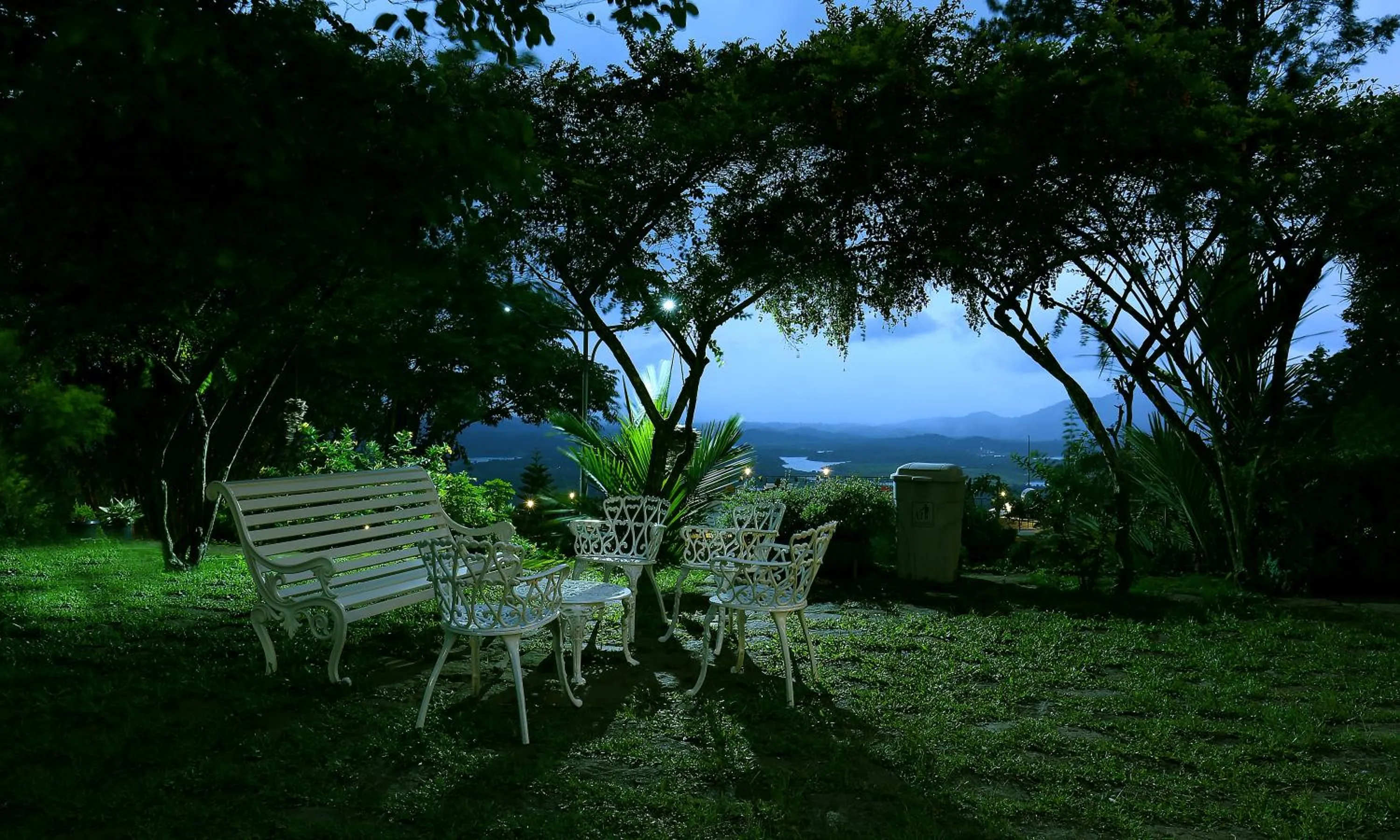 Seating area in Mount Xanadu Resorts