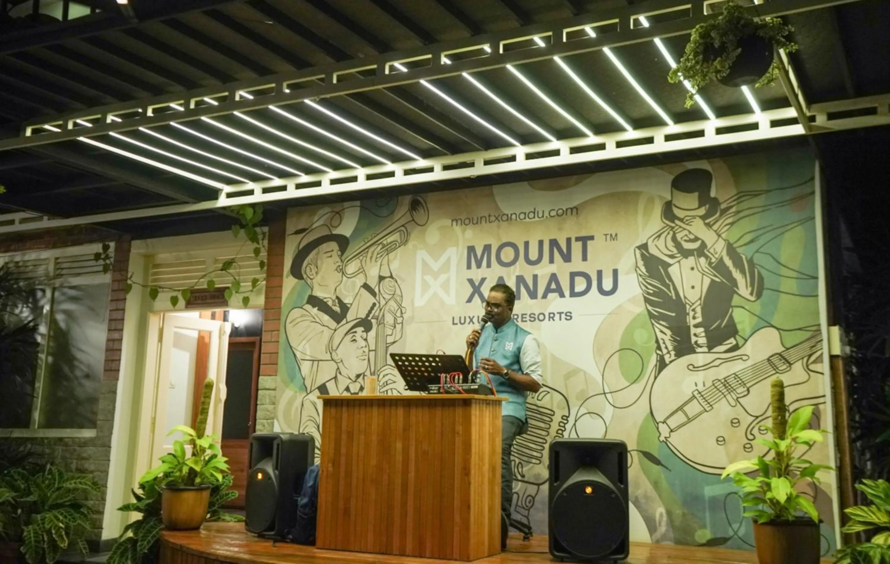 Restaurant/places to eat in Mount Xanadu Resorts