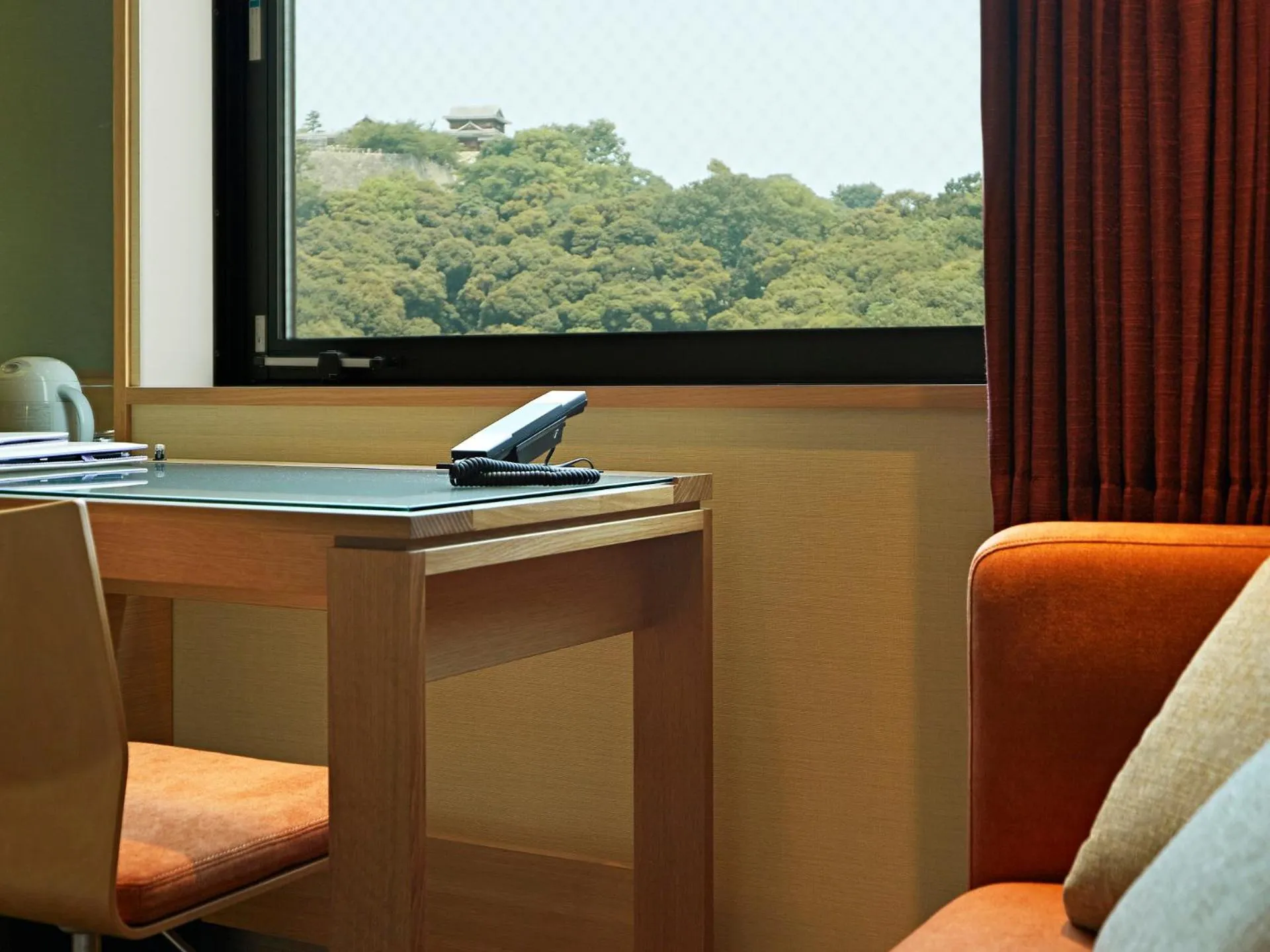 Candeo Hotels Matsuyama Okaido