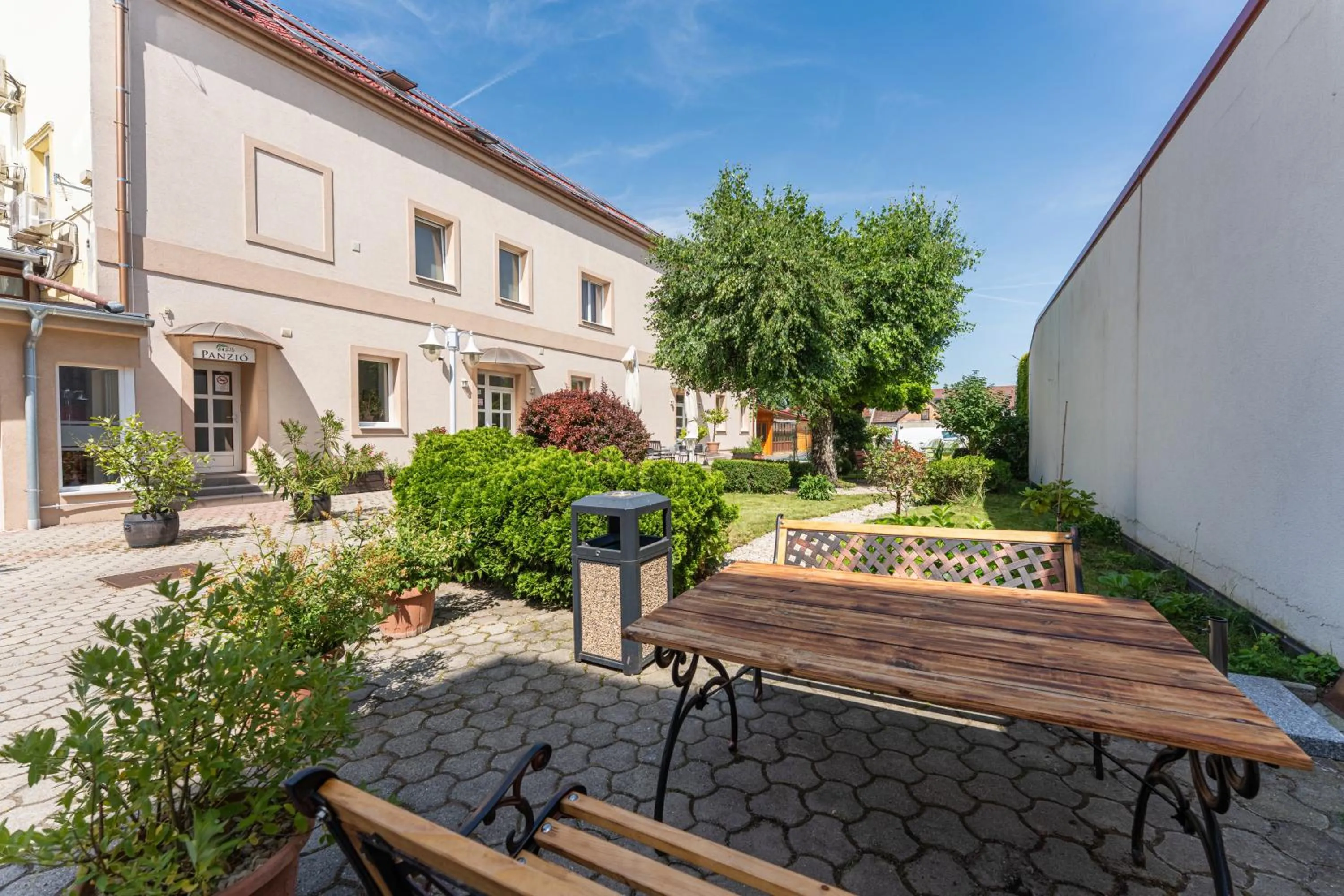 Area and facilities in OÁZIS Hotel***