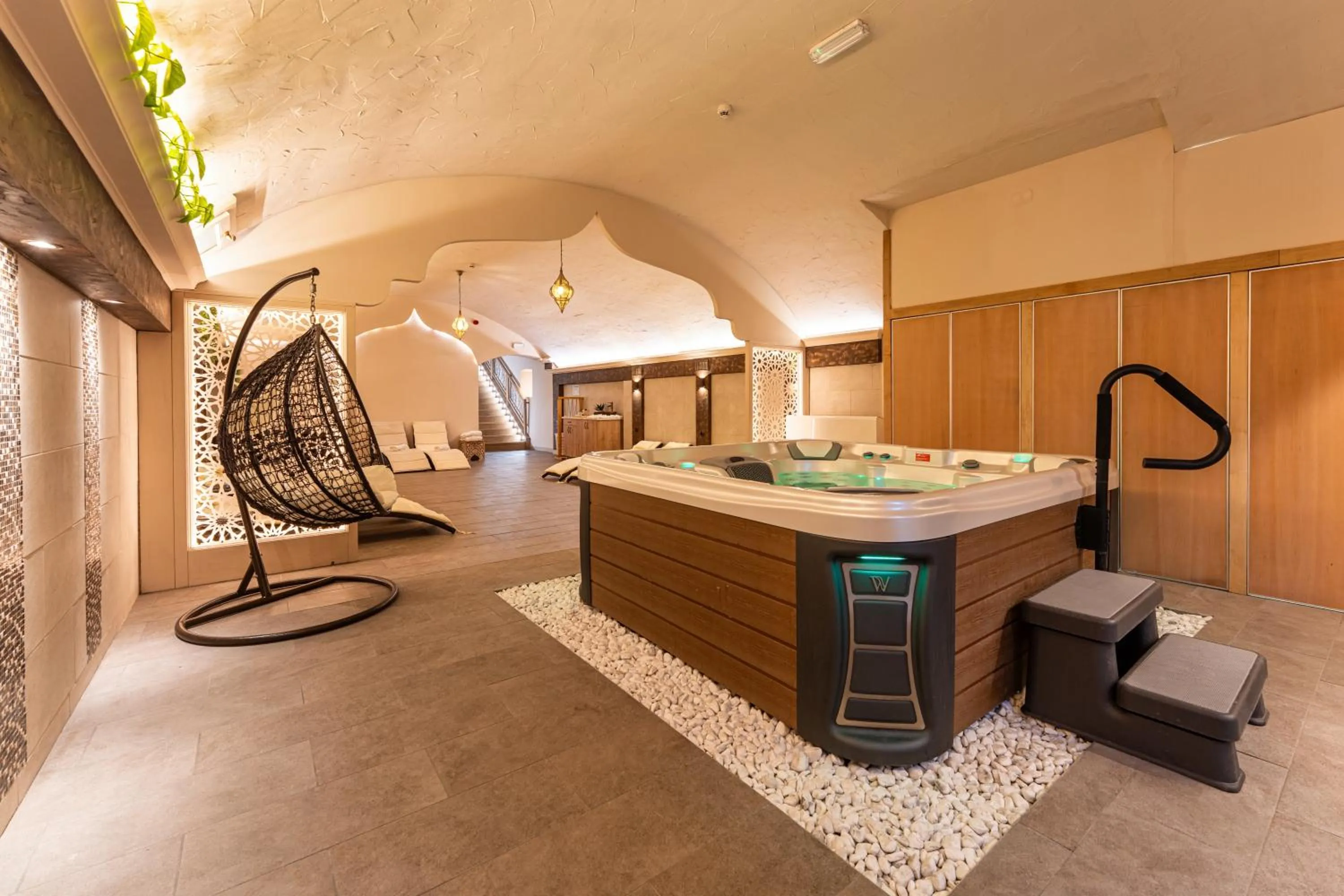 Hot Tub in OÁZIS Hotel***