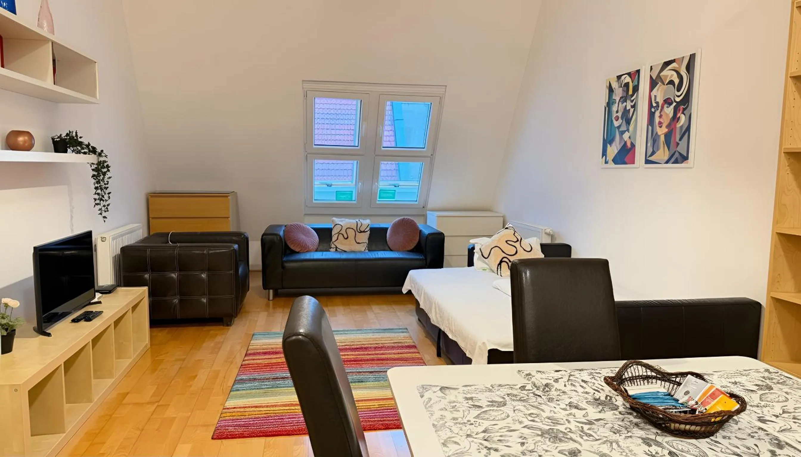 TV and multimedia in Gozsdu Court Budapest