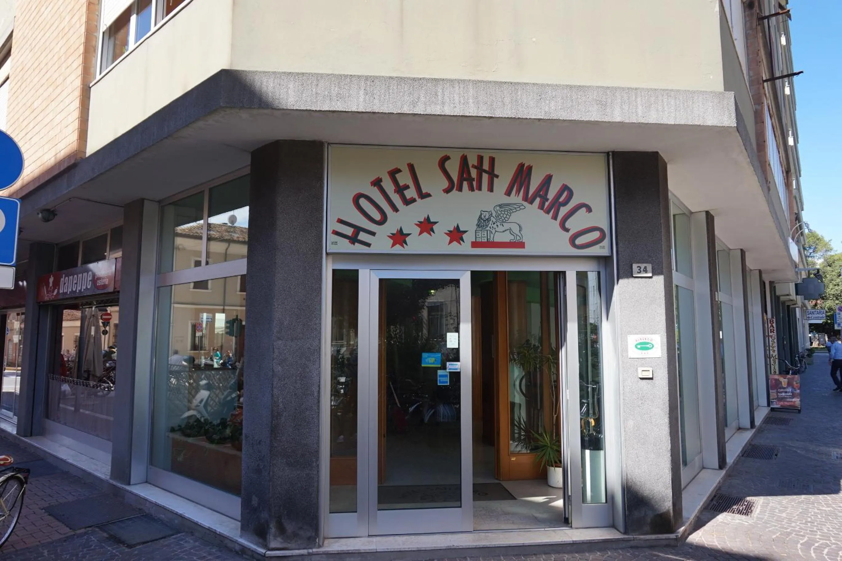Facade/entrance in Hotel San Marco