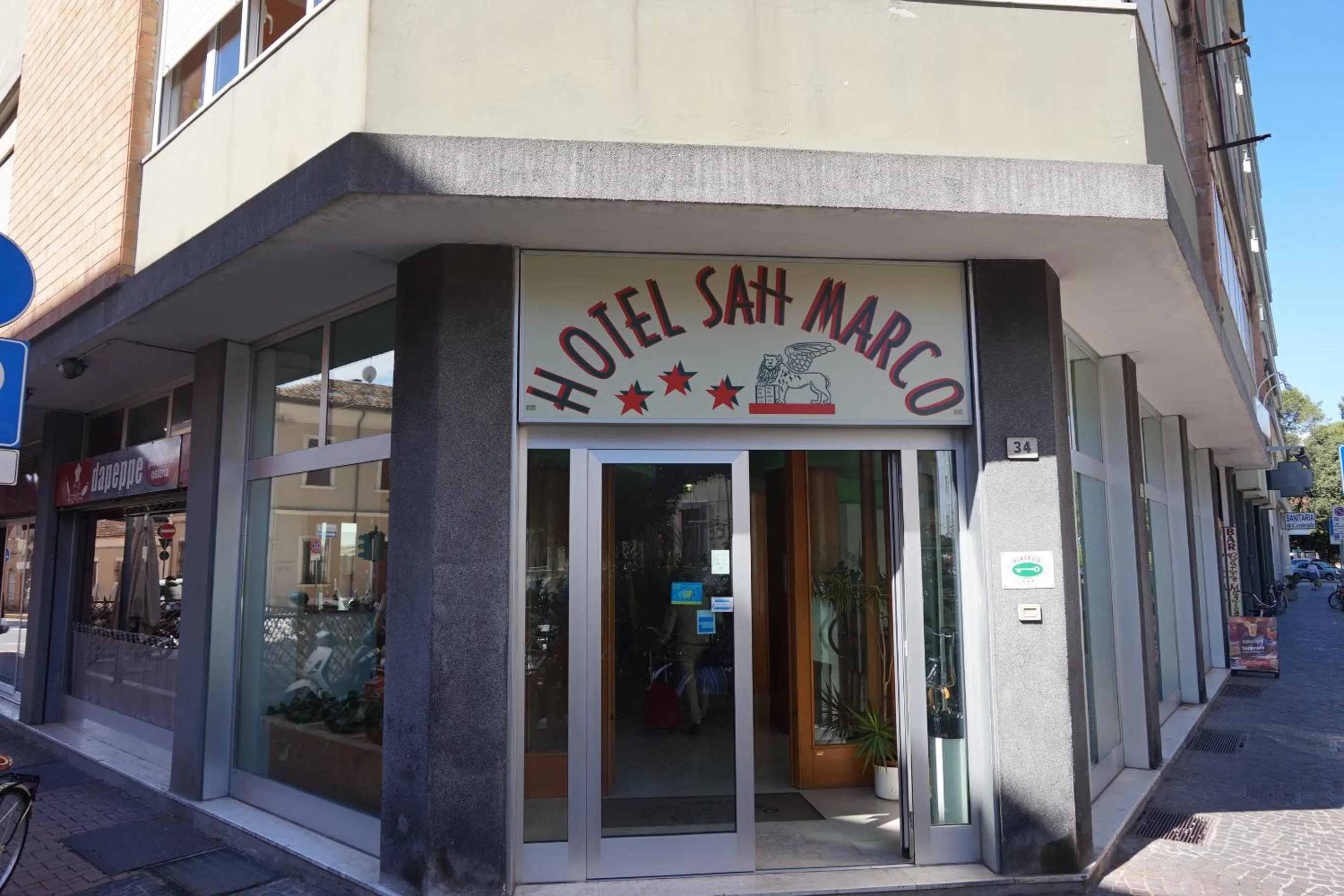 Facade/entrance in Hotel San Marco