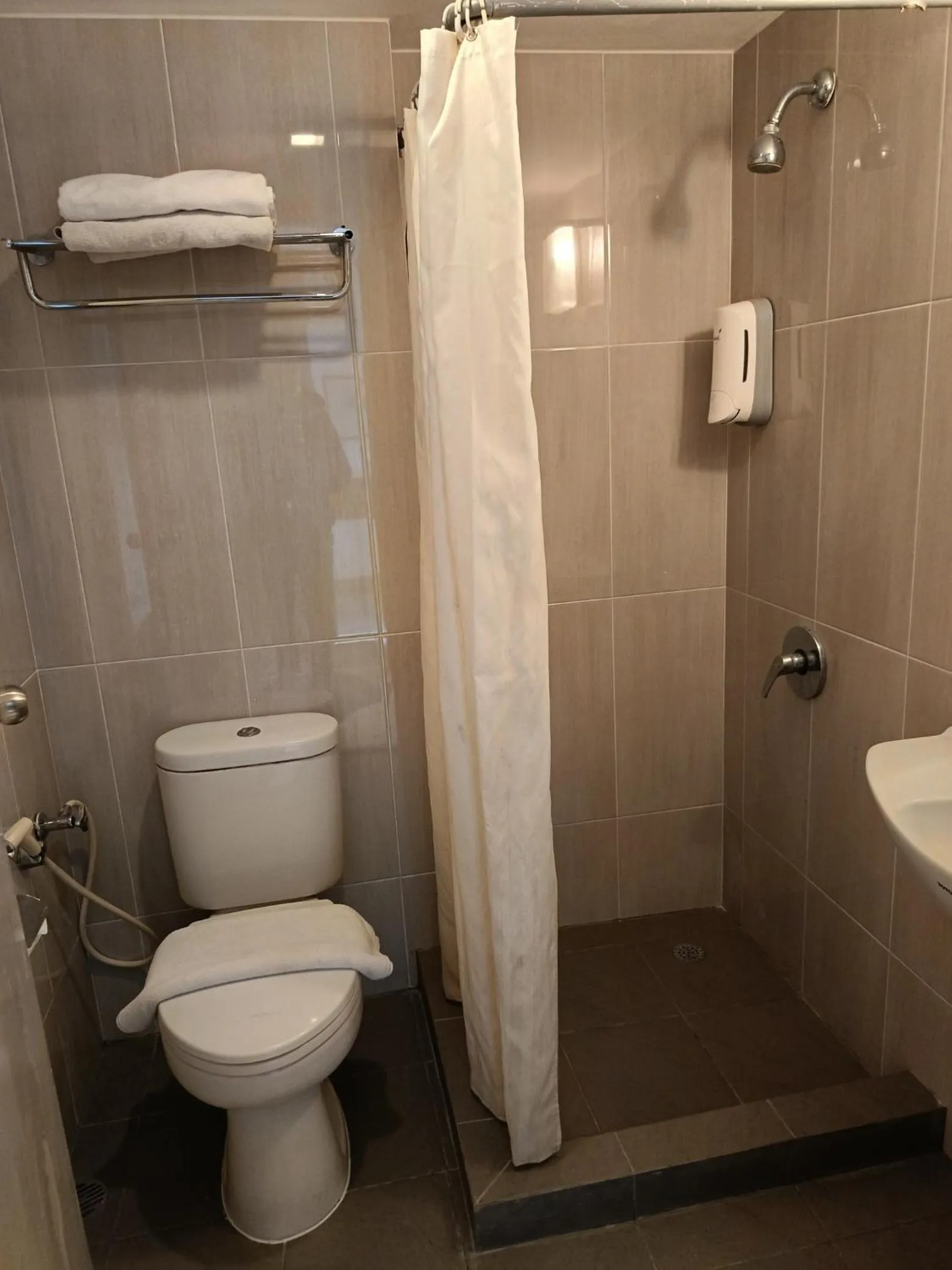 Bathroom in Concordia Hotel Bumi Sangkuriang Bandung