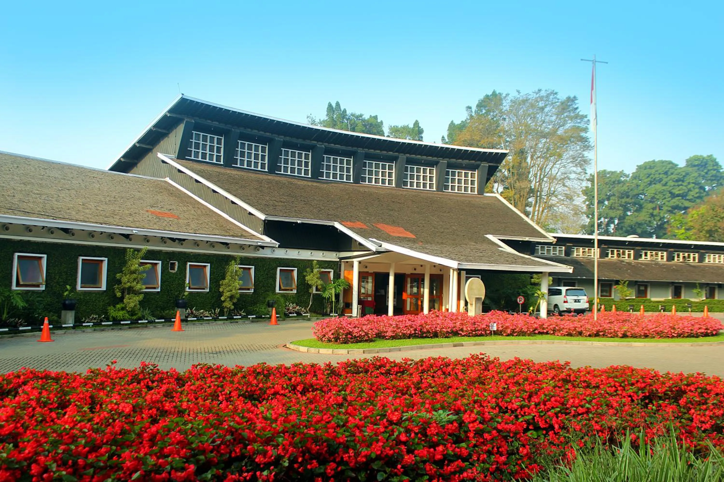 Garden view in Concordia Hotel Bumi Sangkuriang Bandung