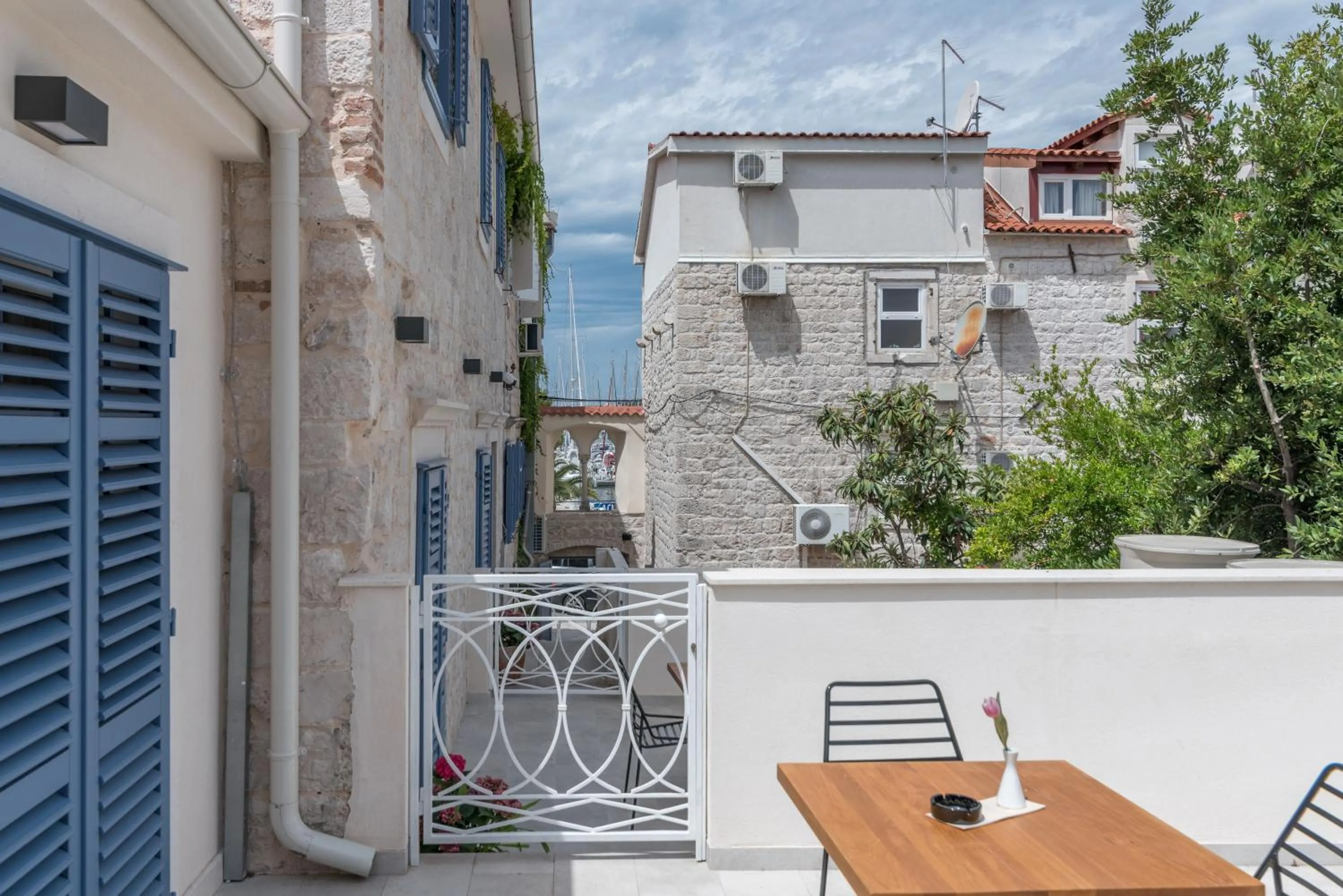Balcony/Terrace in Bifora Heritage Hotel