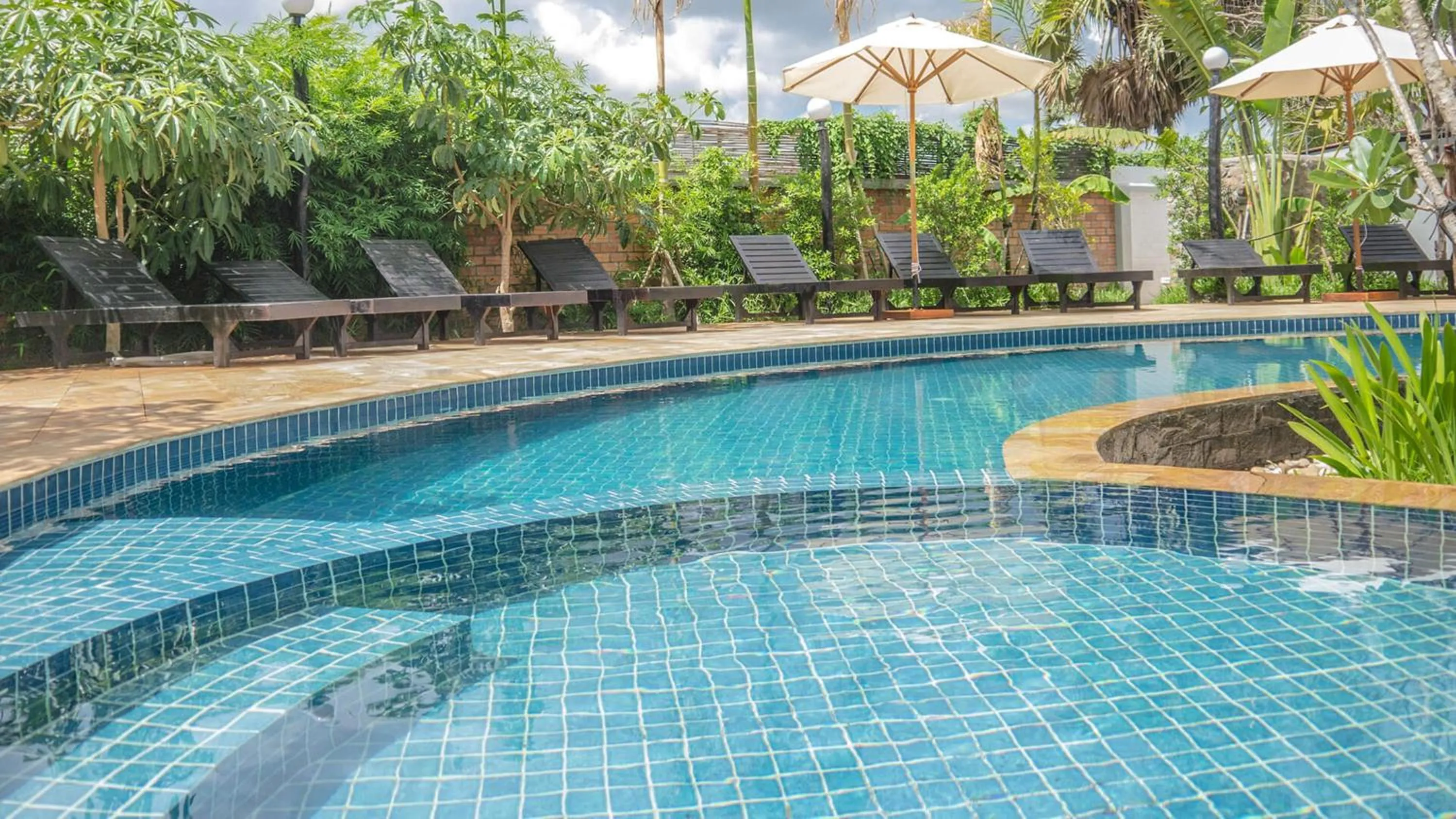 Swimming pool in Hak Boutique Hotel