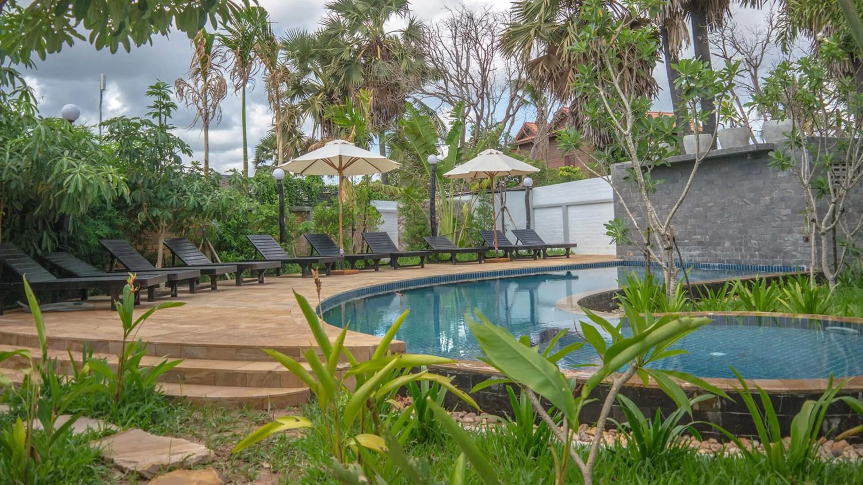 Swimming pool in Hak Boutique Hotel