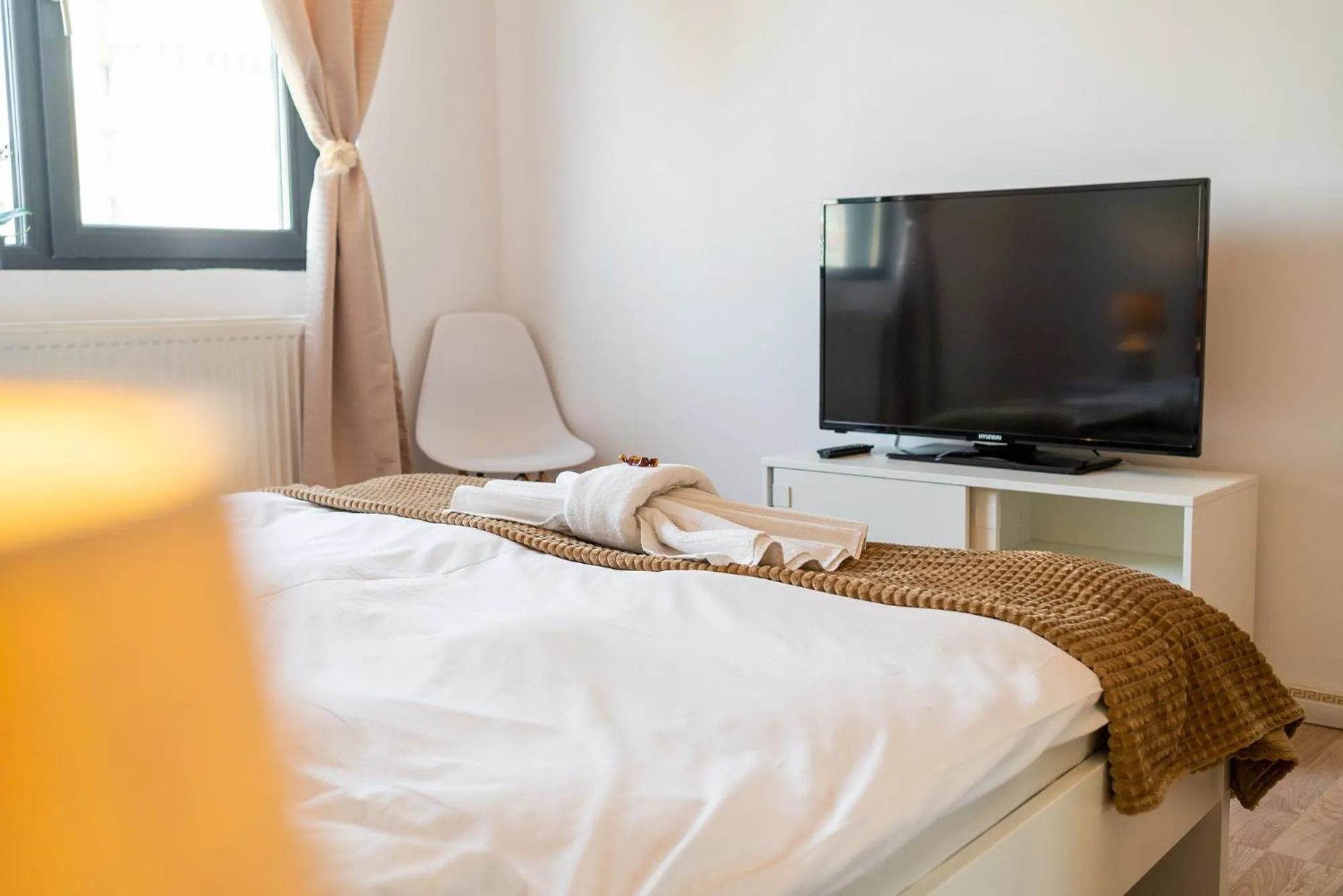 TV and multimedia, Bed in Lujerului Studio