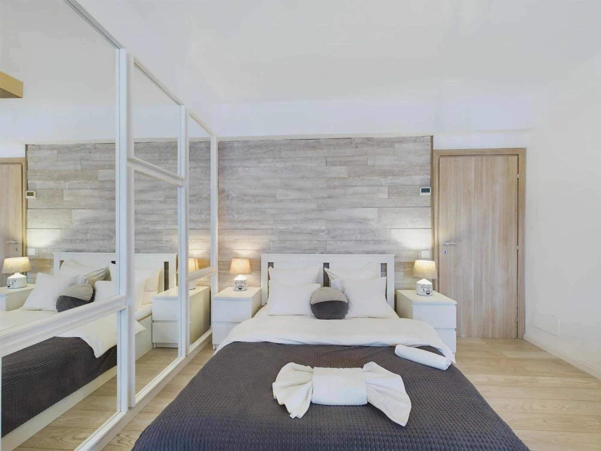 Bed in Lujerului Studio