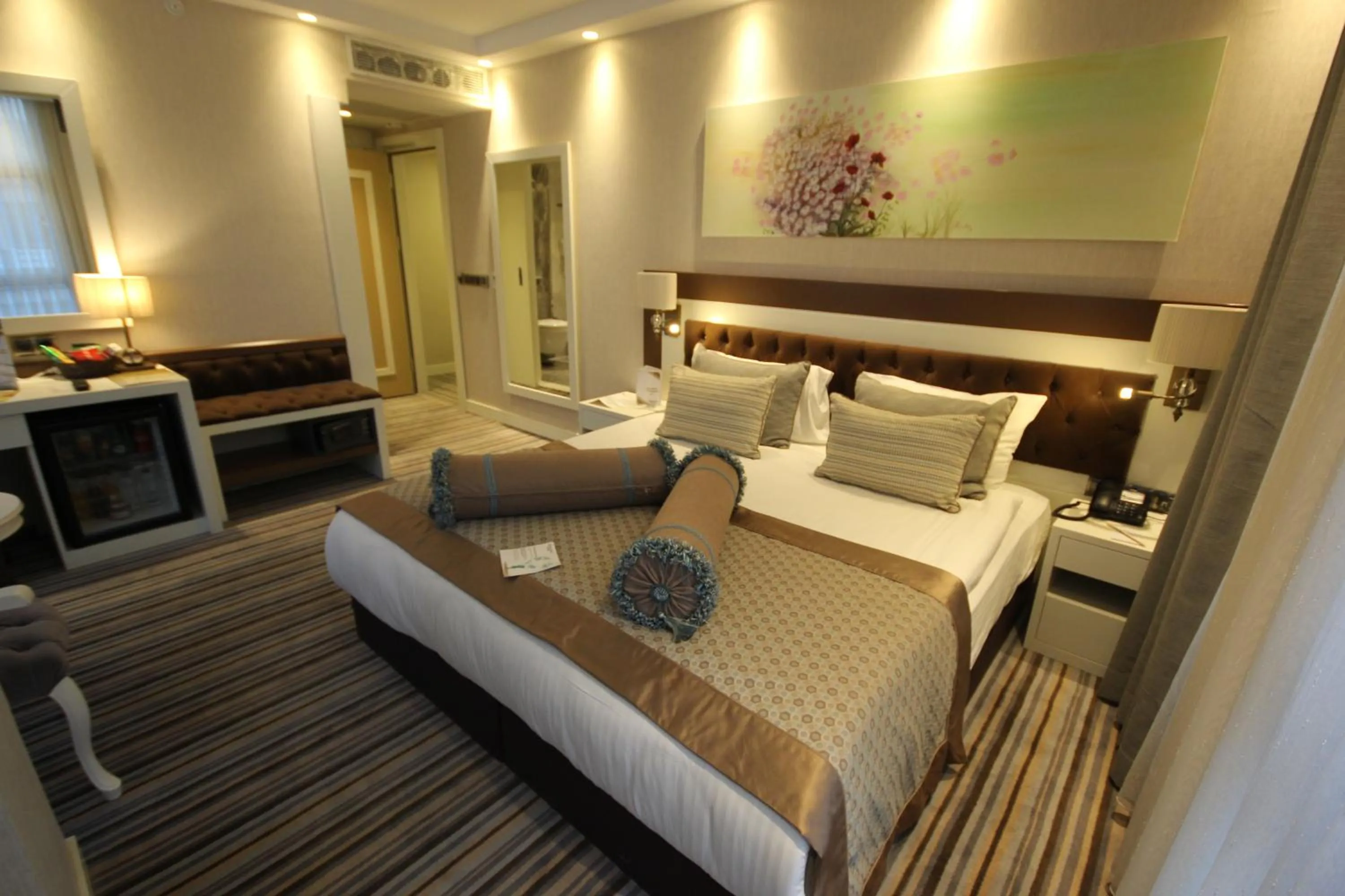 Bed in Seven Deep Hotel