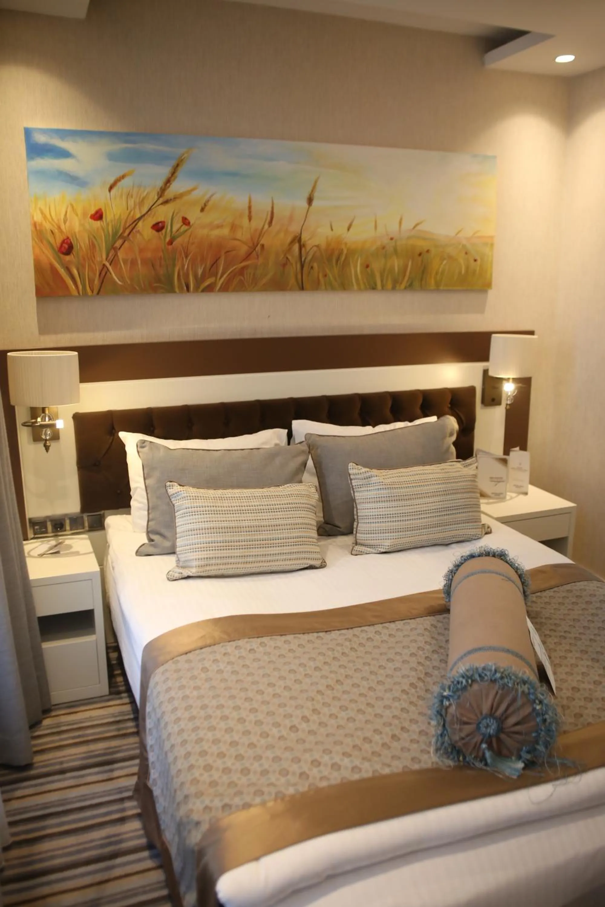 Bed in Seven Deep Hotel