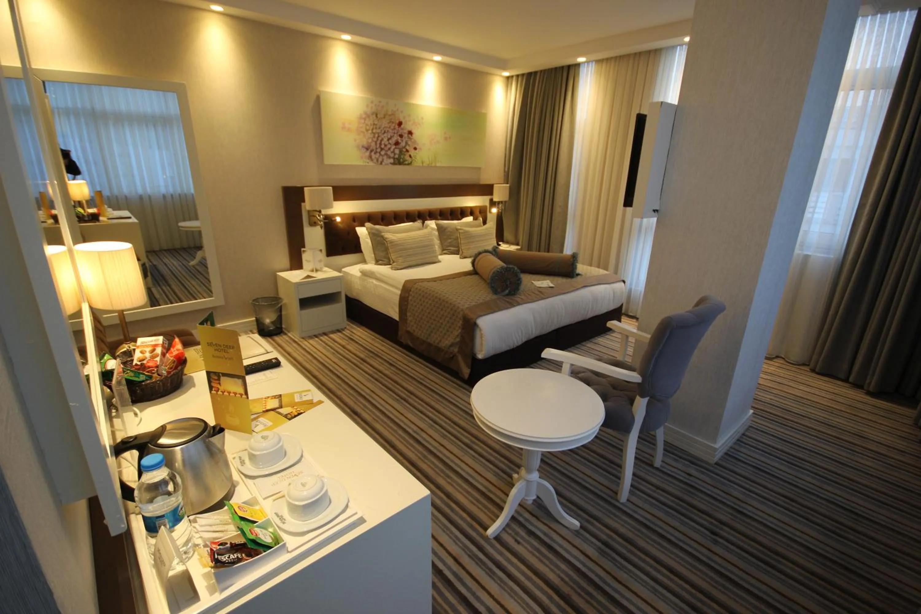 Bed in Seven Deep Hotel