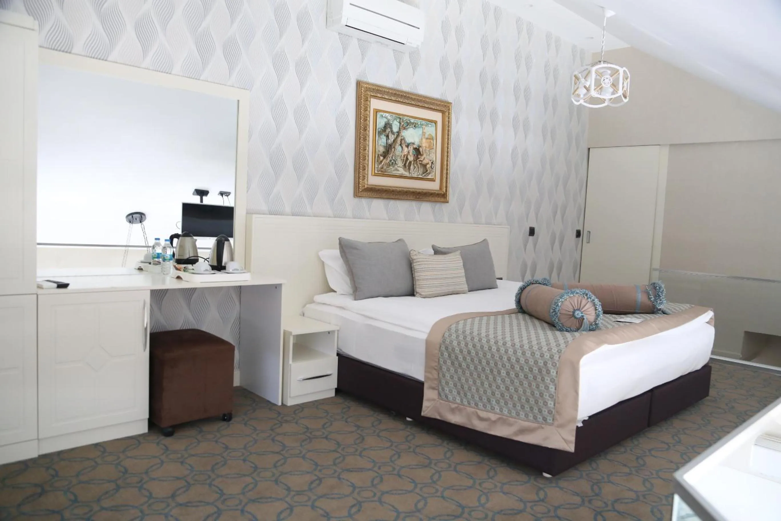 Bed in Seven Deep Hotel