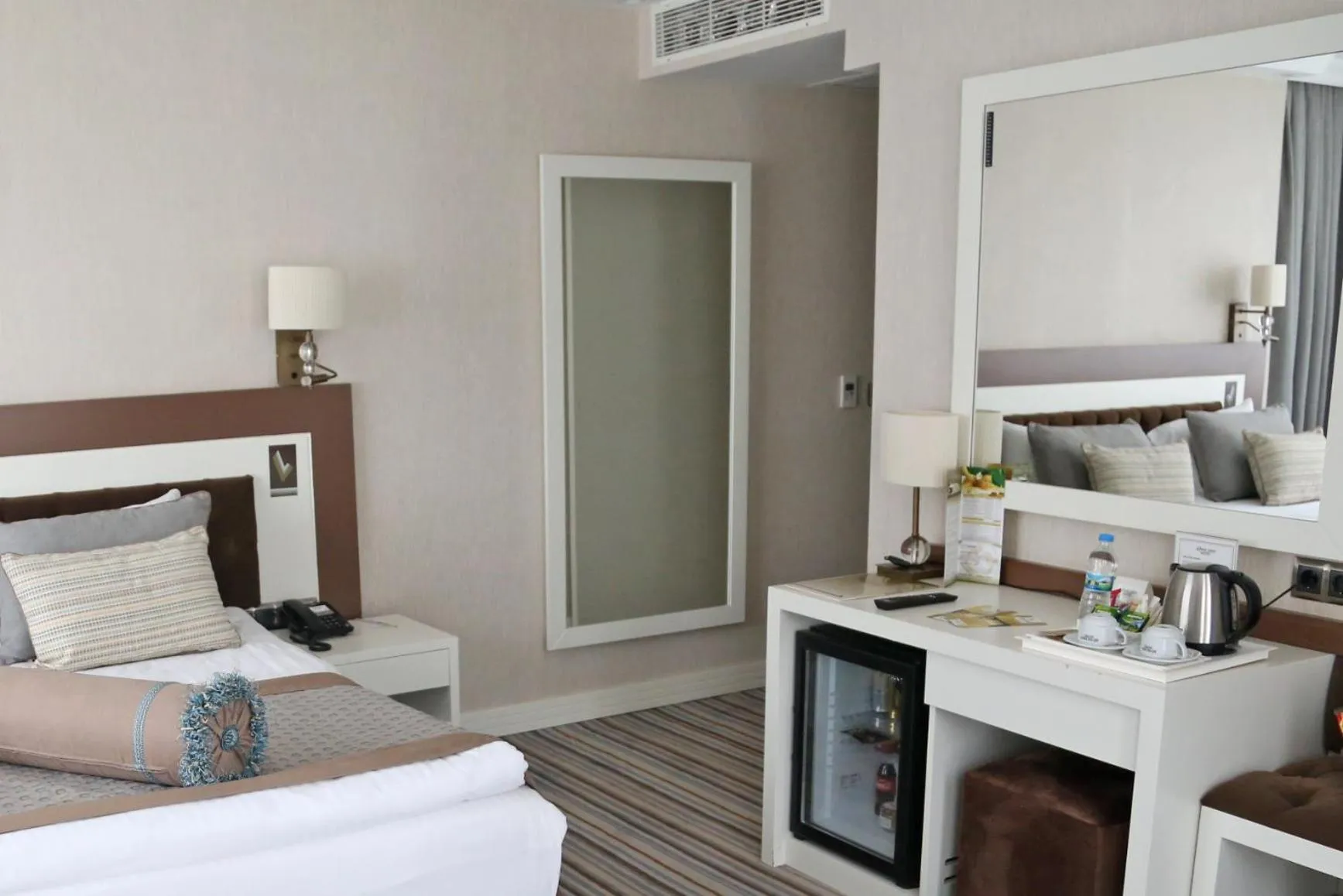 Decorative detail, Bed in Seven Deep Hotel