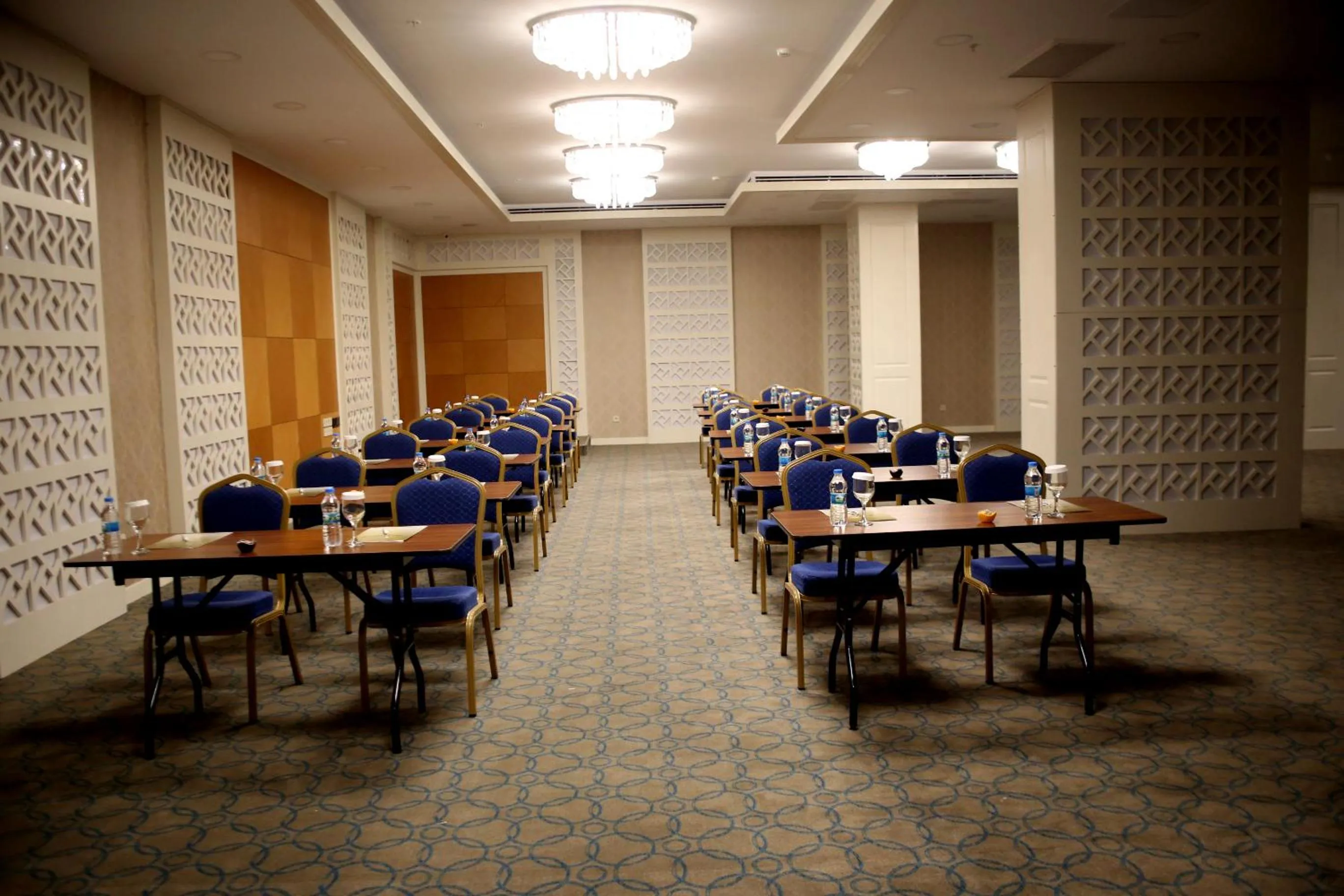 Meeting/conference room in Seven Deep Hotel