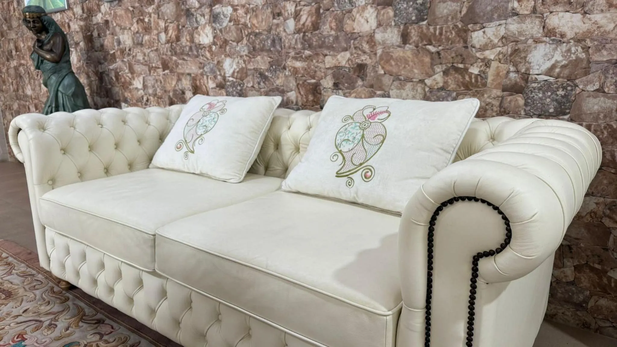 Seating area in Hotel Império do Norte