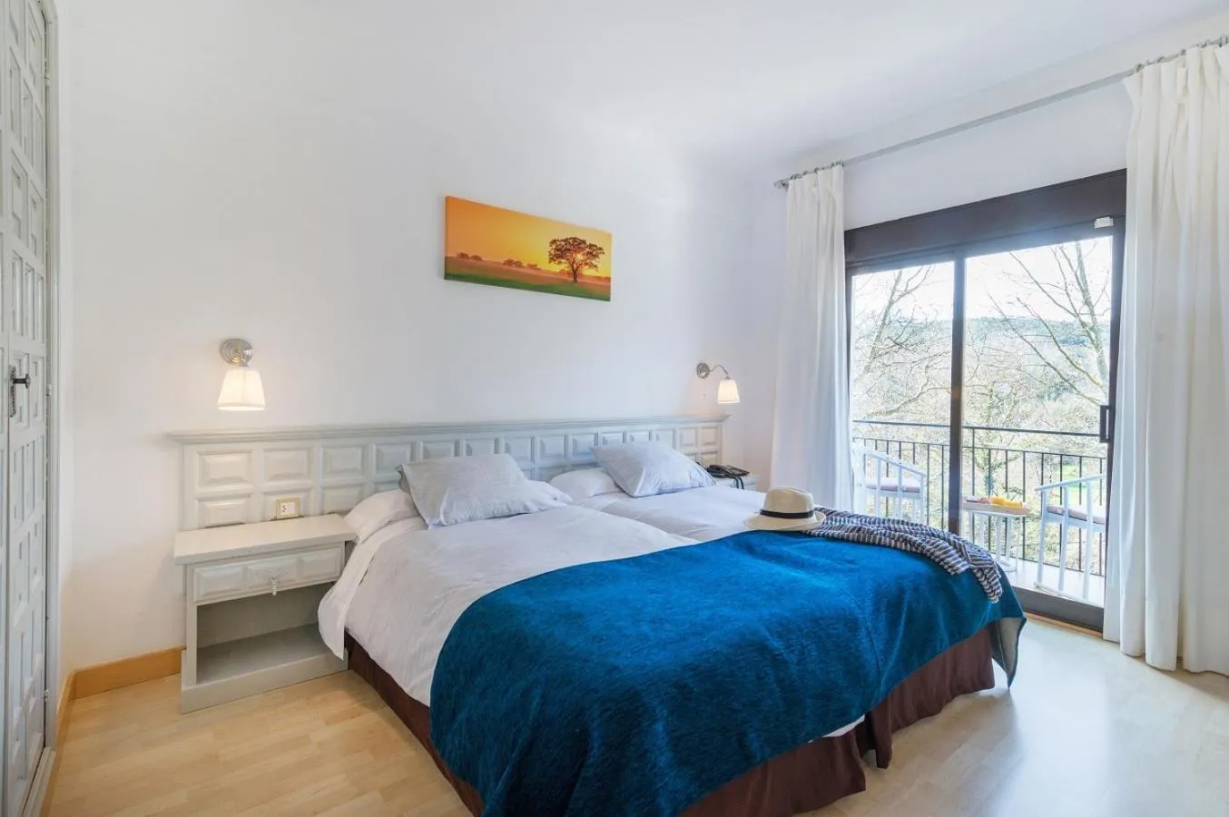 Bedroom, Bed in Els Caçadors de Maçanet