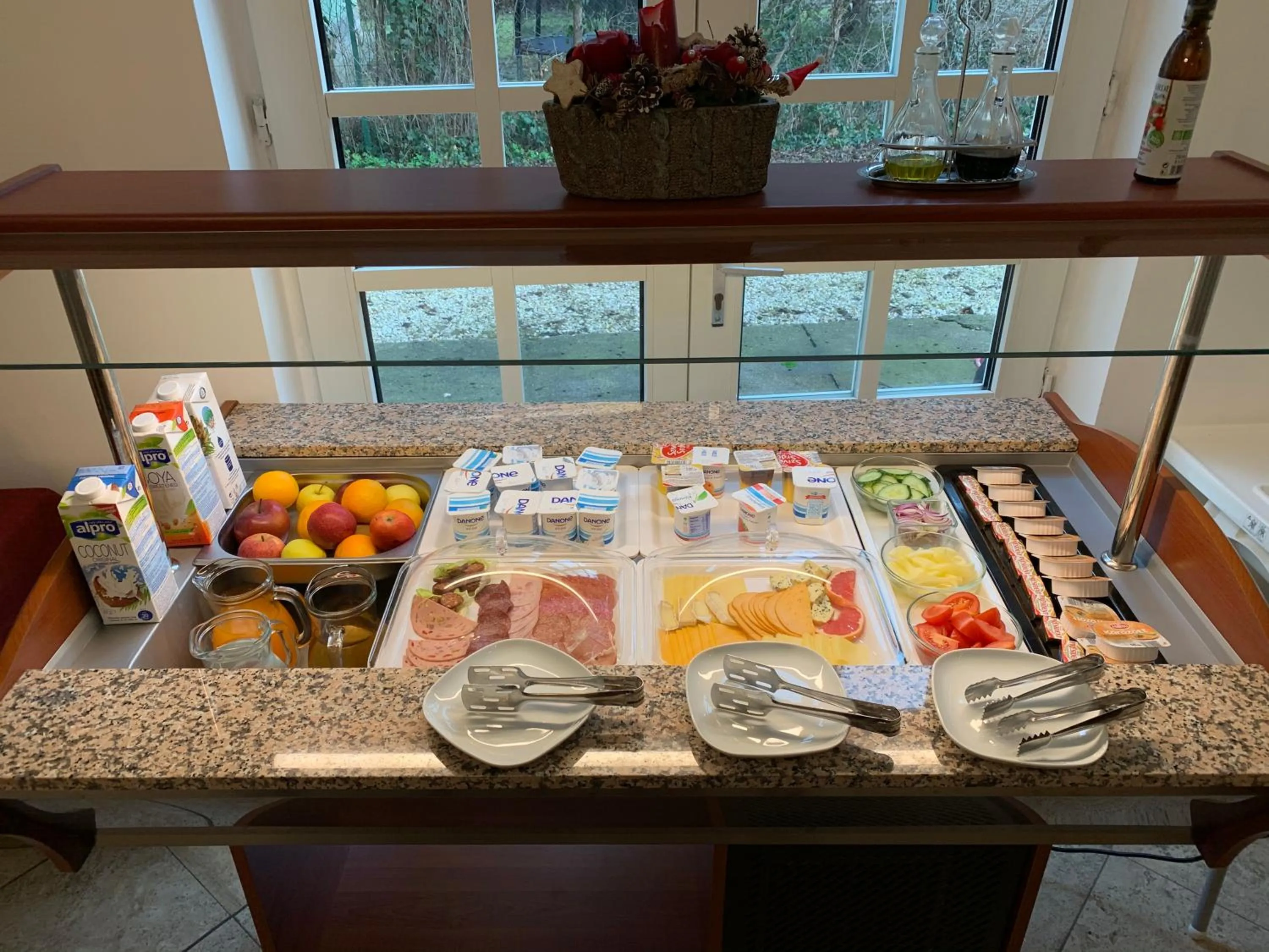 Buffet breakfast in Walzer Hotel