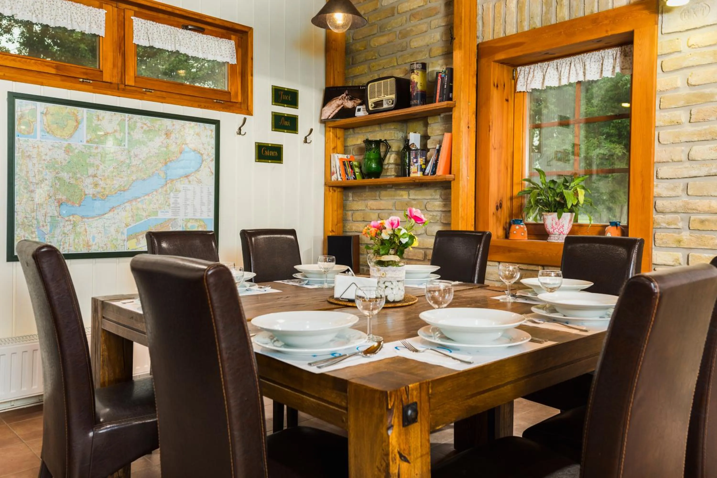 Restaurant/places to eat in Matild Country Hotel