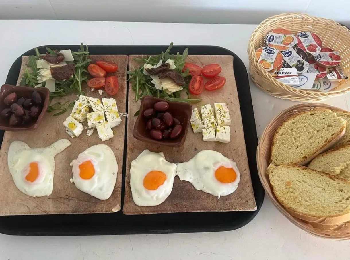 Koukounari Apartments