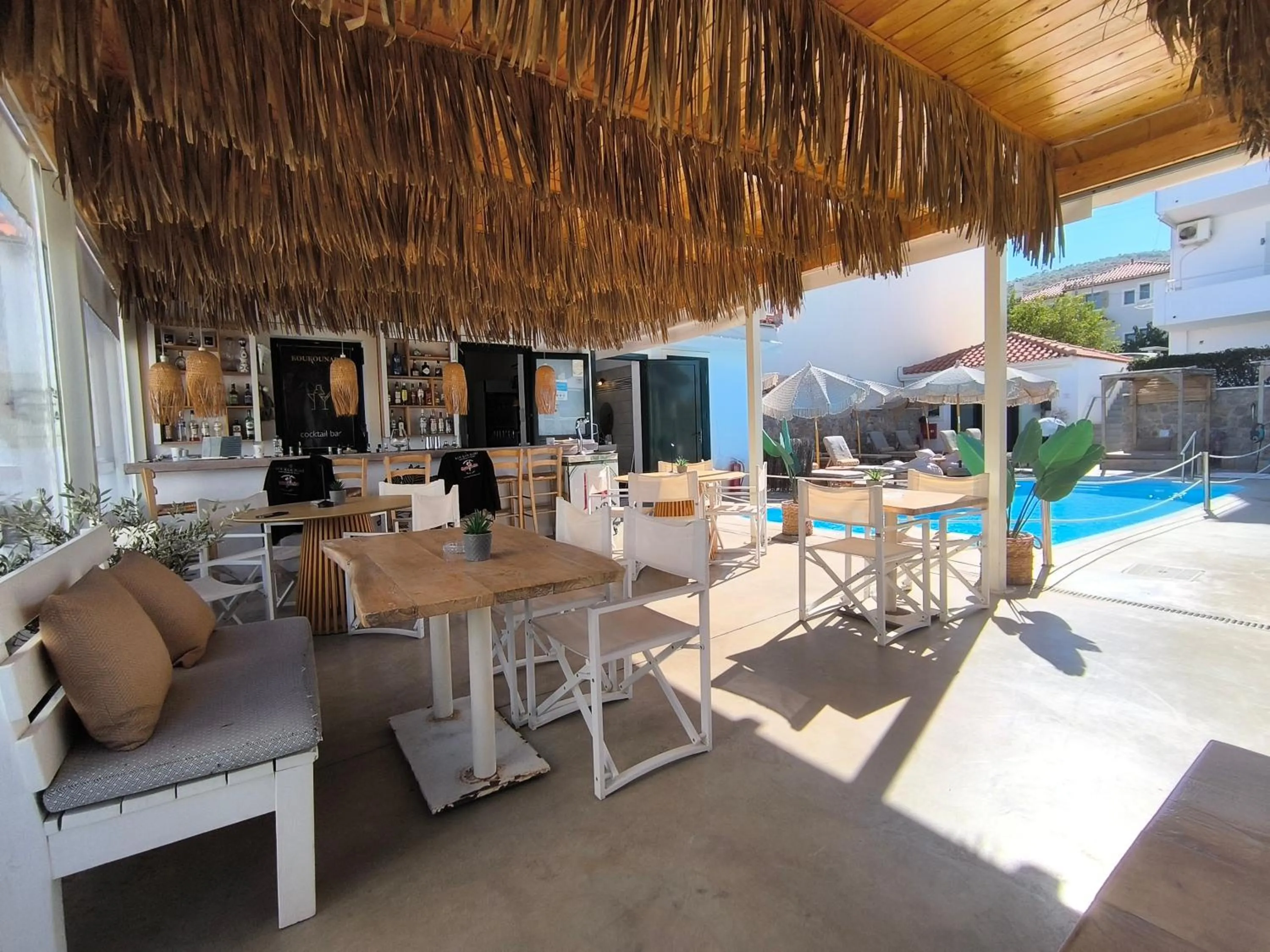 Koukounari Apartments