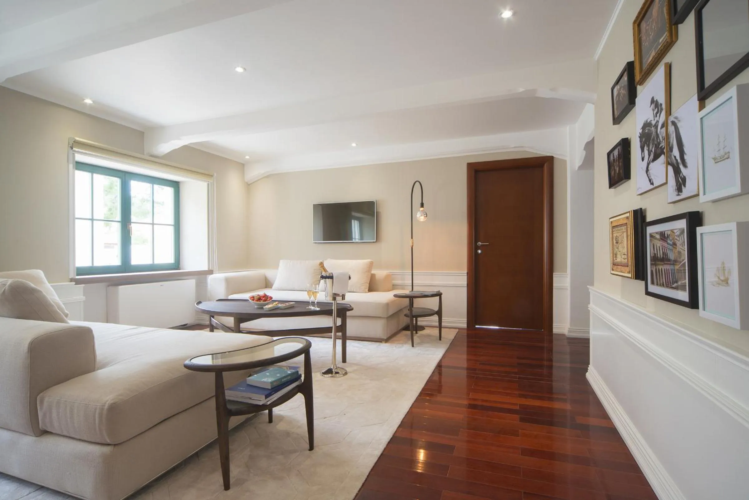 Day in Hotel Brown Beach House & Spa