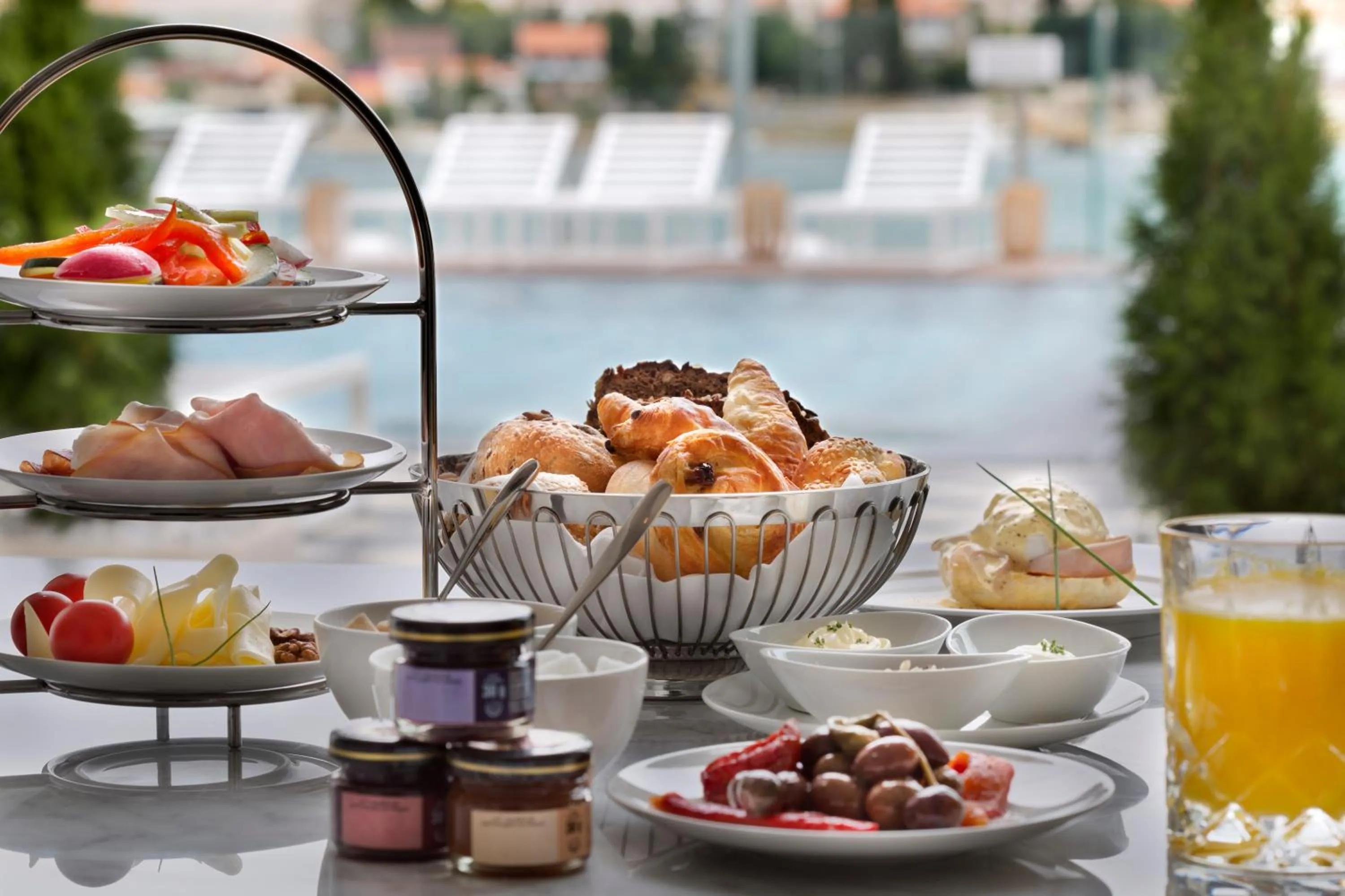 Breakfast in Hotel Brown Beach House & Spa