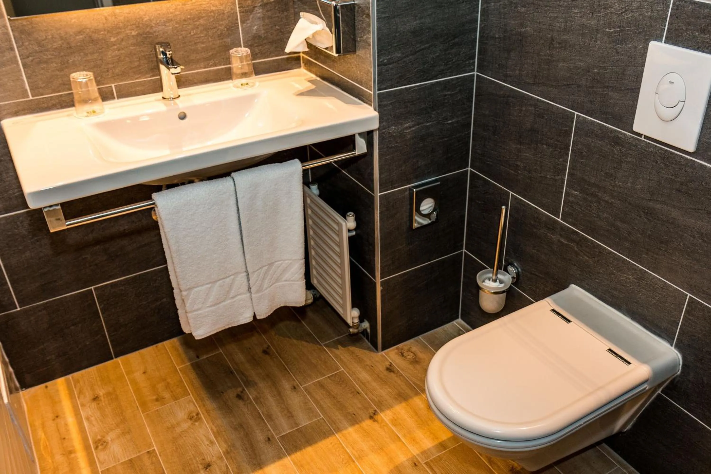 Bathroom in Holiday Inn Budapest-Budaörs by IHG