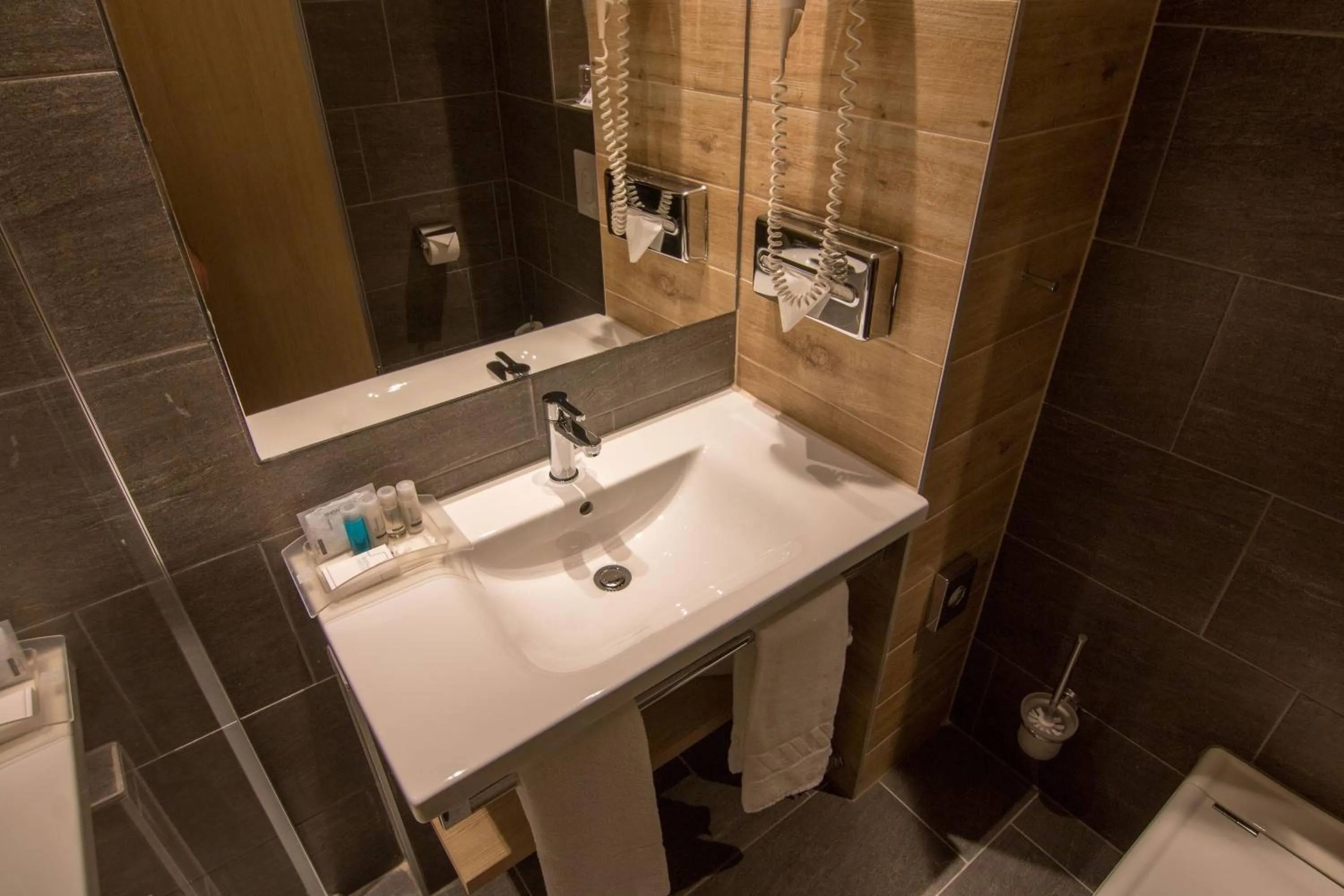 Bathroom in Holiday Inn Budapest-Budaörs by IHG