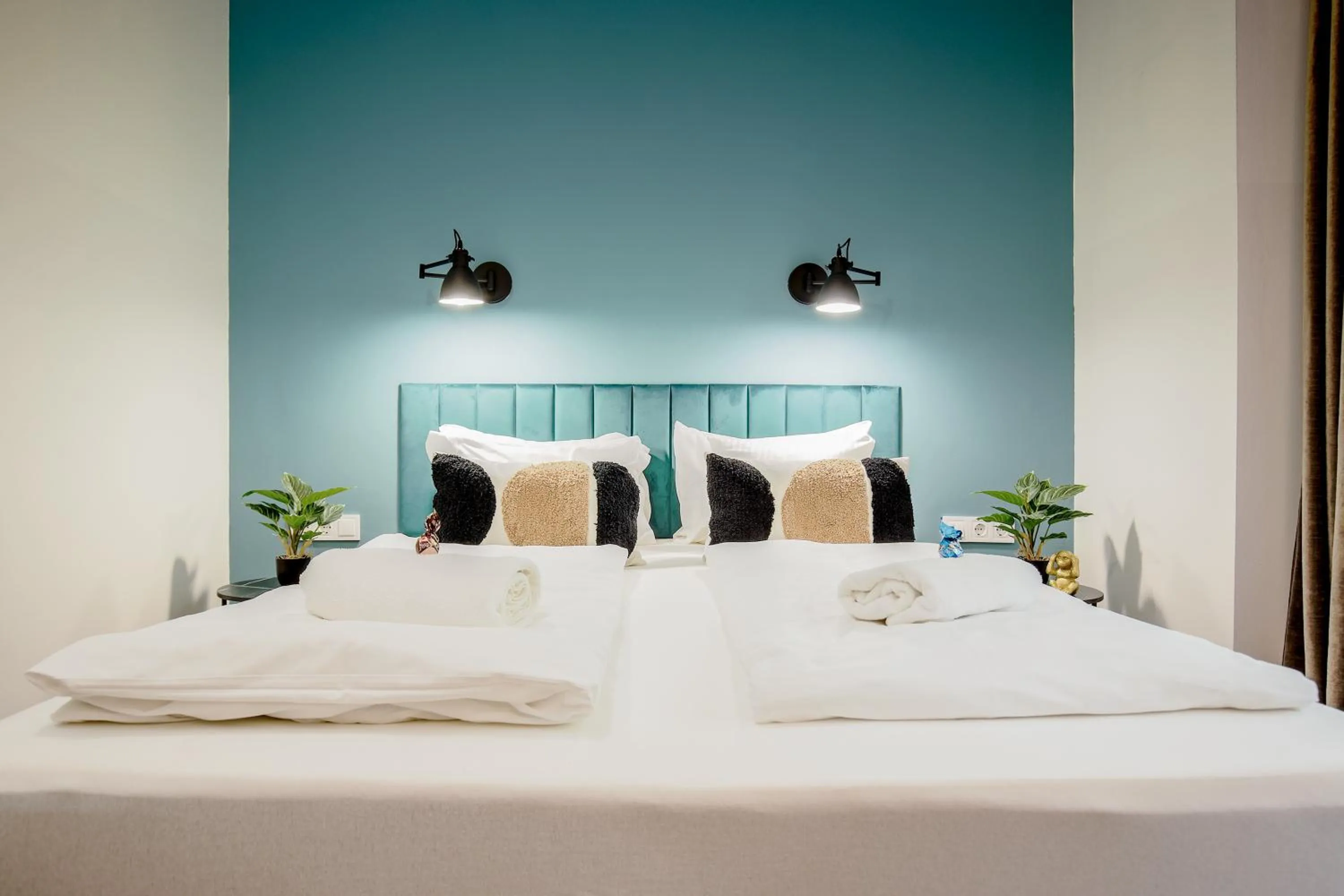 Bed in Maverick Downtown