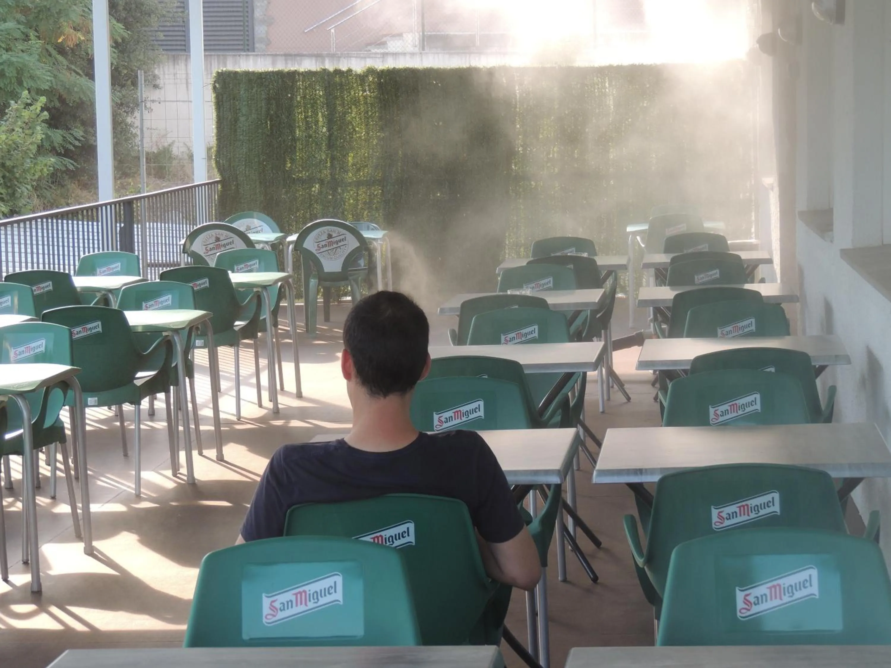 Restaurant/places to eat in Hotel Vilobi