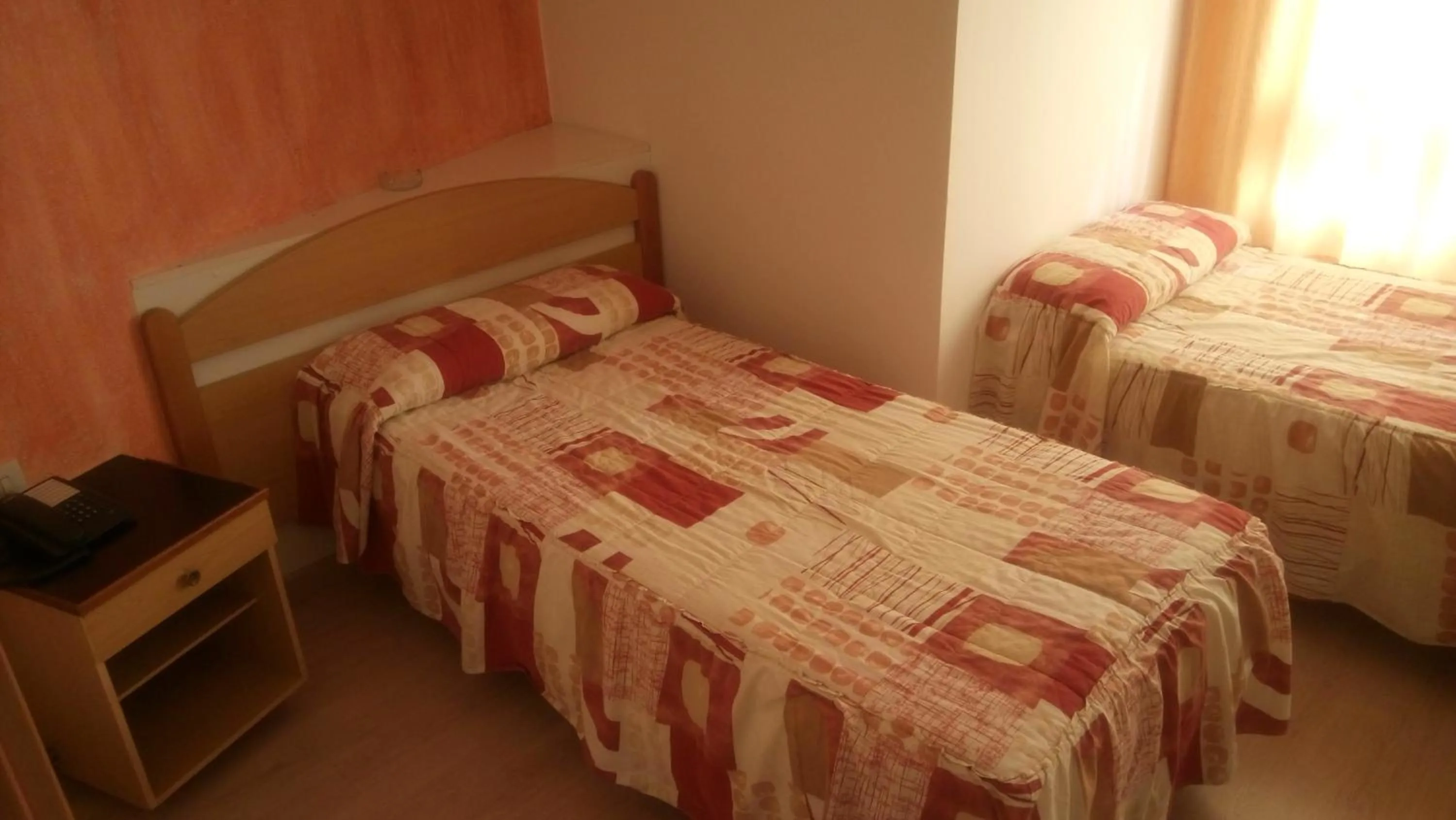 Single Room - Disability Access in Hotel Vilobi
