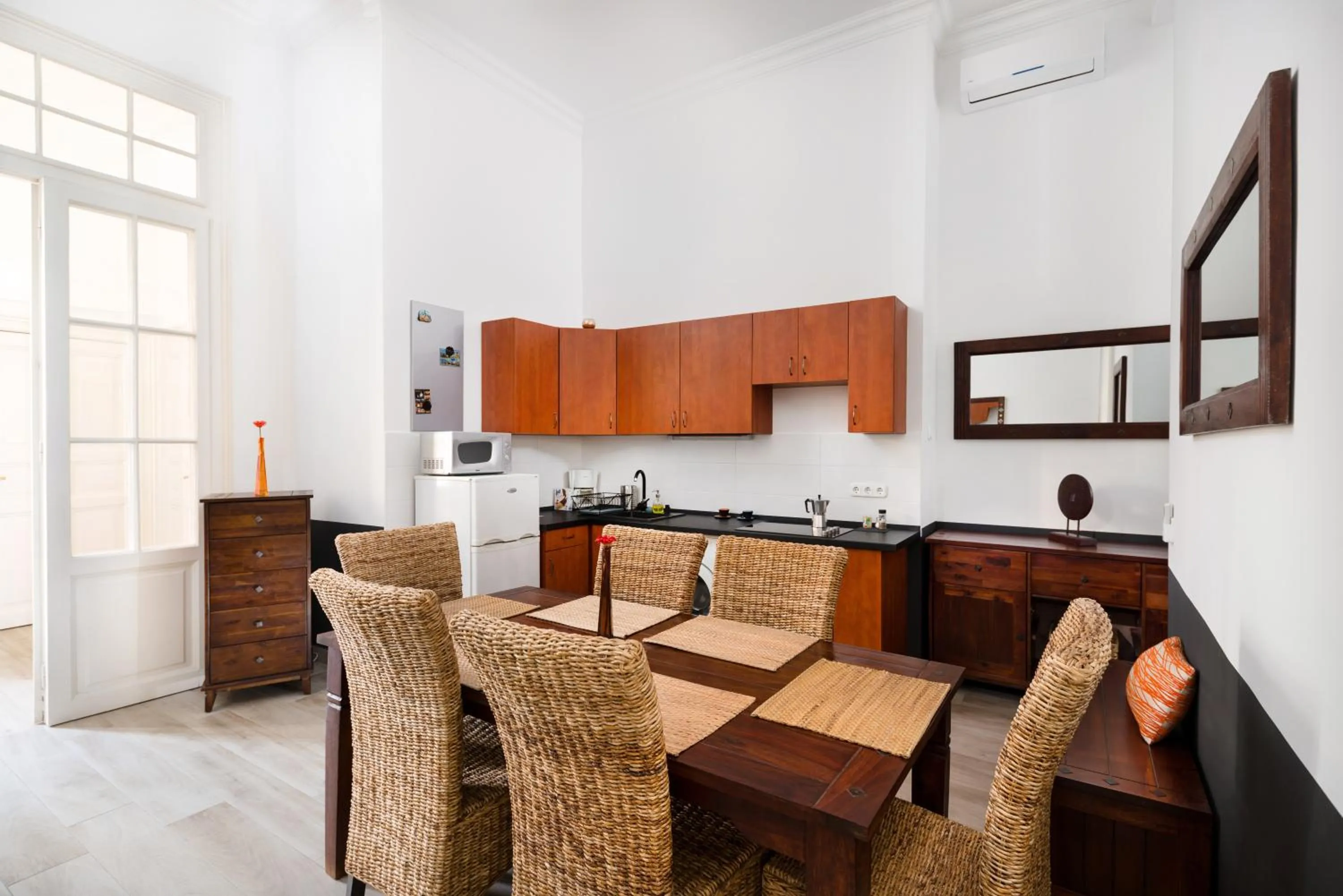 Kitchen or kitchenette in Karma Boutique Apartments