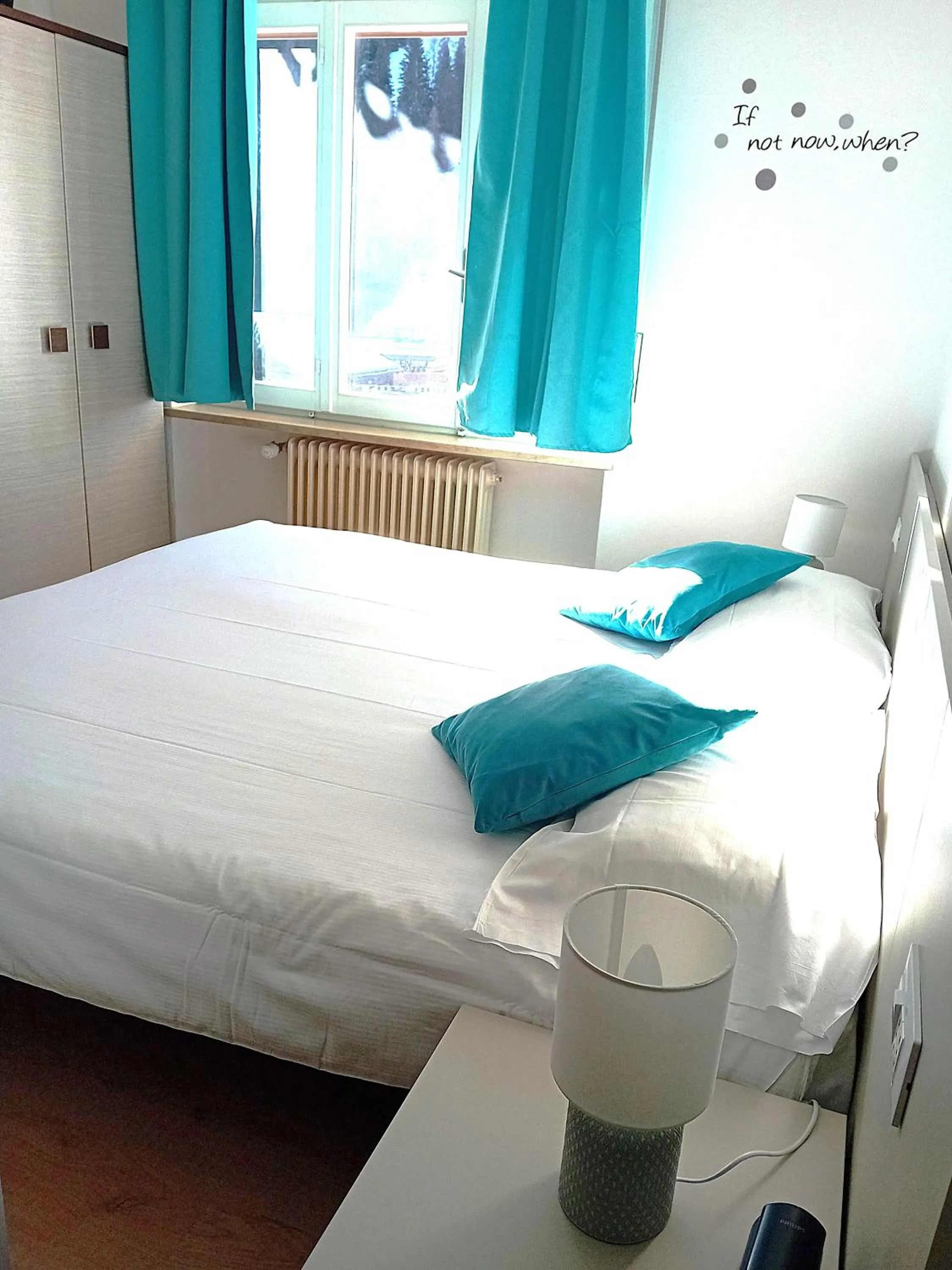 Bed in Hotel B&B Lorenzini Ski