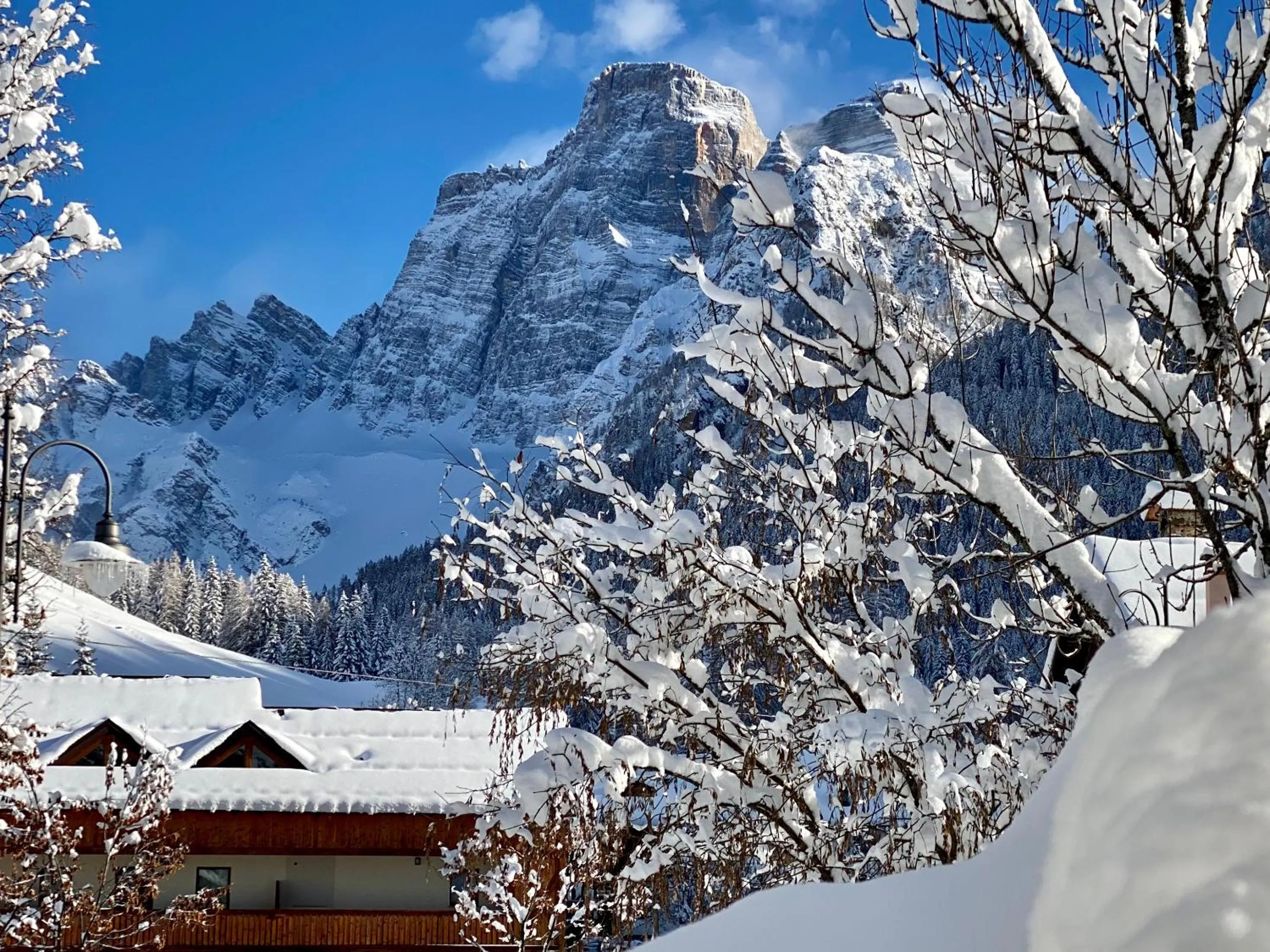 Property building in Hotel B&B Lorenzini Ski