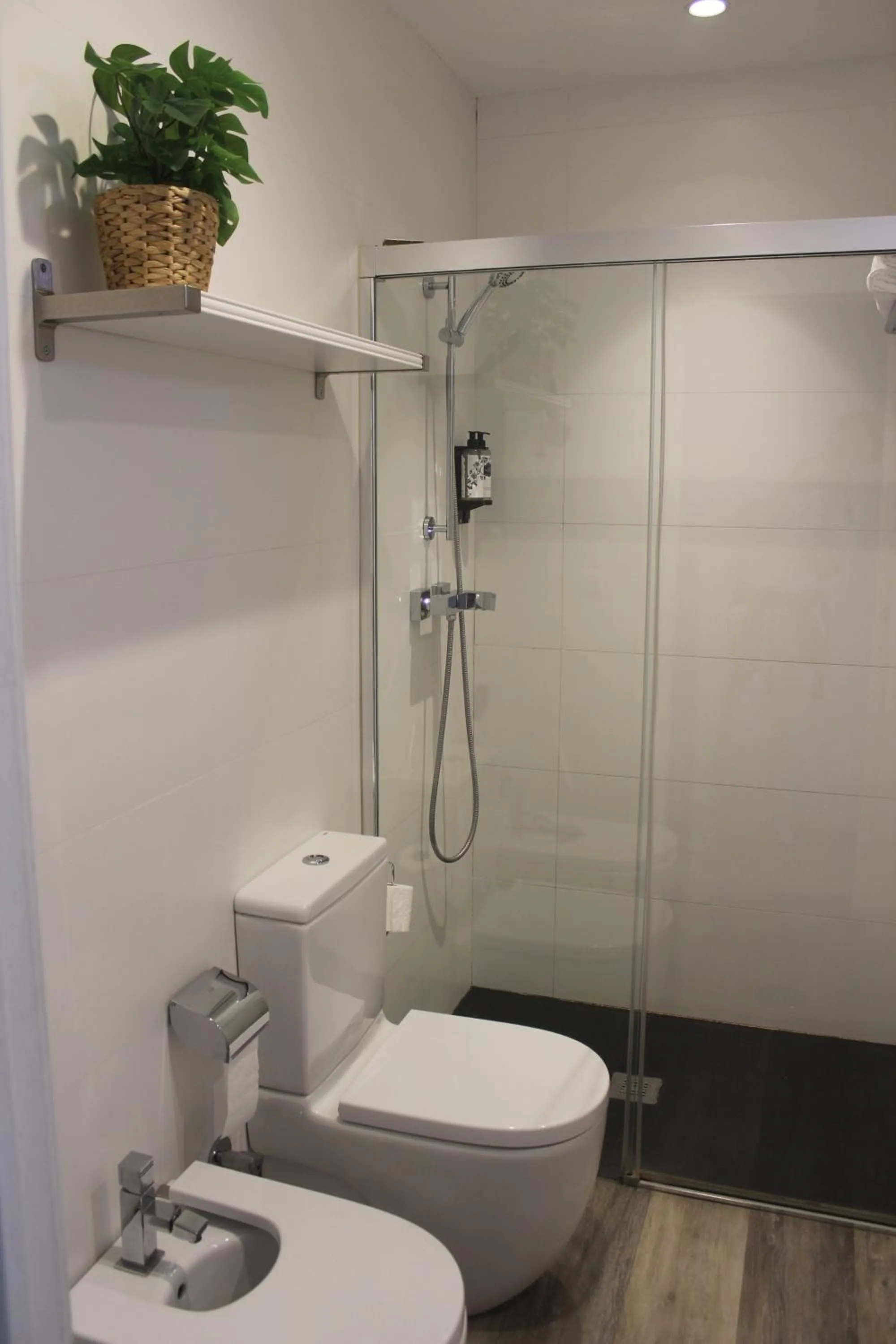 Shower in Hotel Boutique Teatro Romano