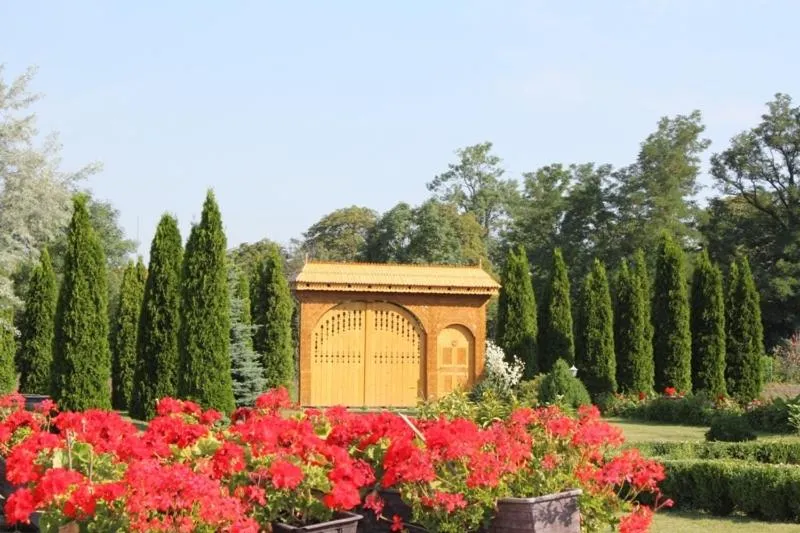 Garden in Barokk Hotel
