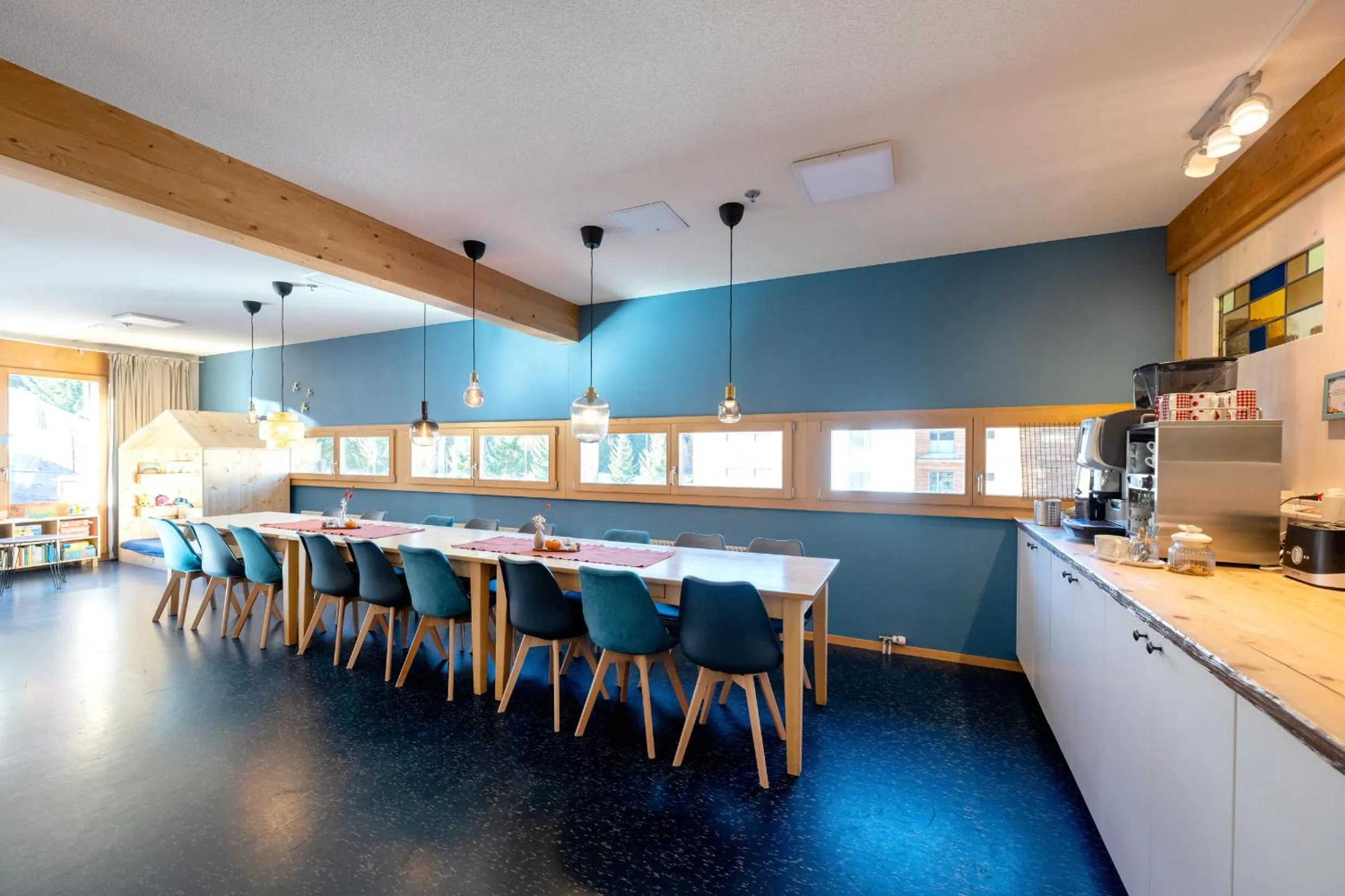 Restaurant/places to eat in Shima-Davos