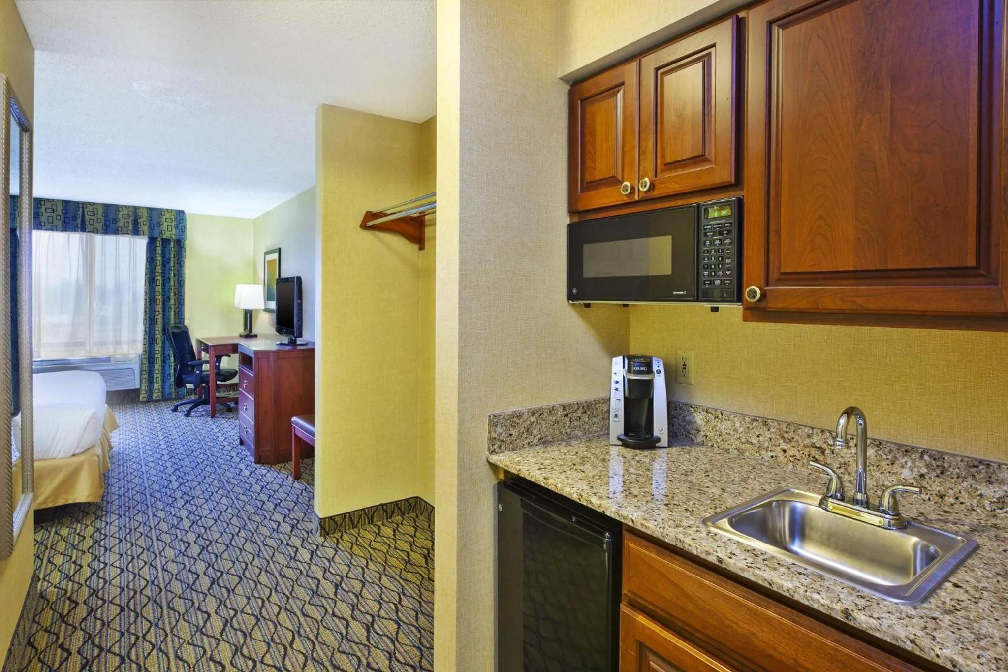 Photo of the whole room in Holiday Inn Express Hotel & Suites - Belleville Area by IHG