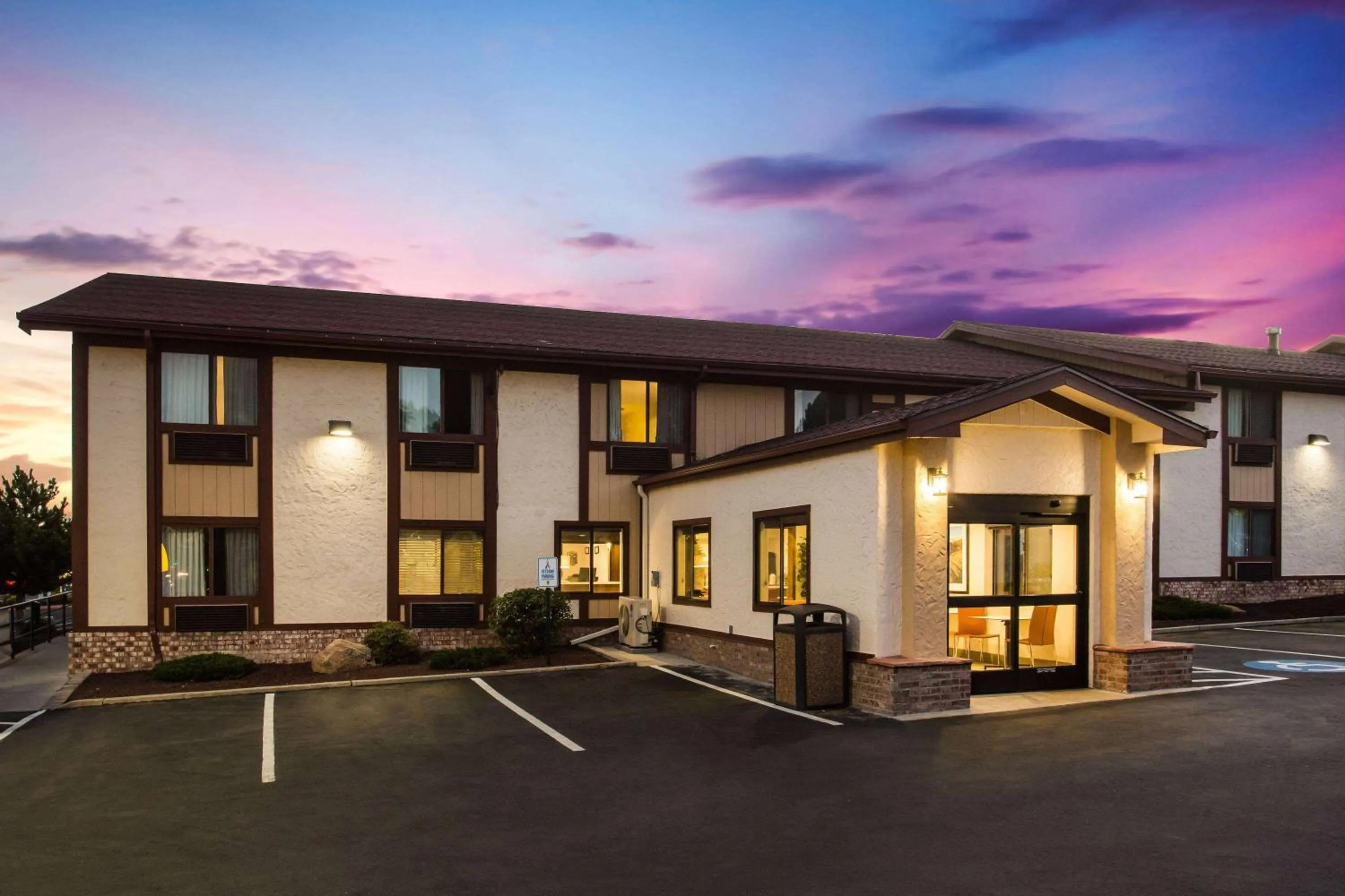 Property building in Super 8 by Wyndham Flagstaff