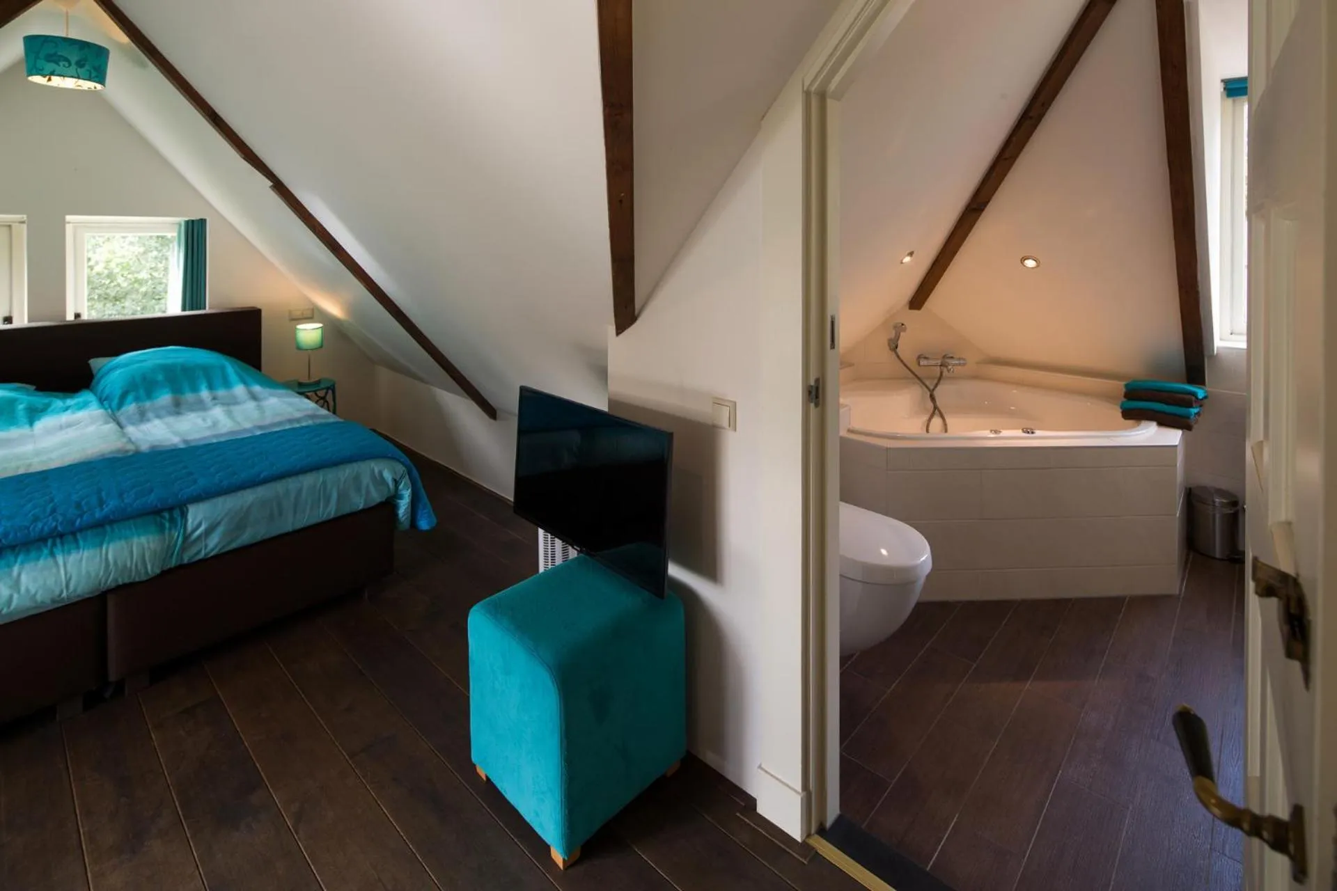 Bed in Burgers & Buitenlui