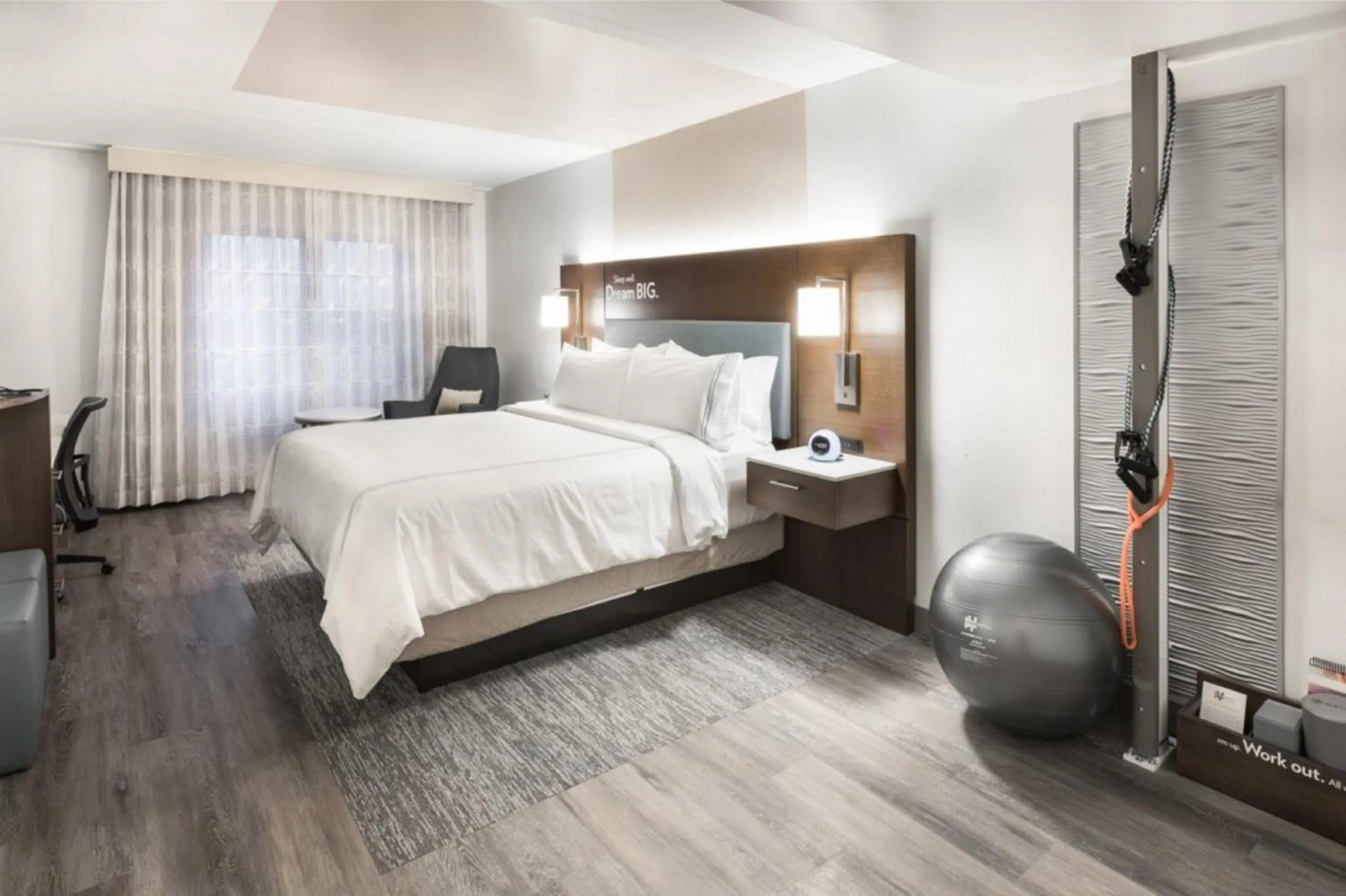 Photo of the whole room, Bed in EVEN Hotel Chicago - Tinley Park - Convention Center by IHG