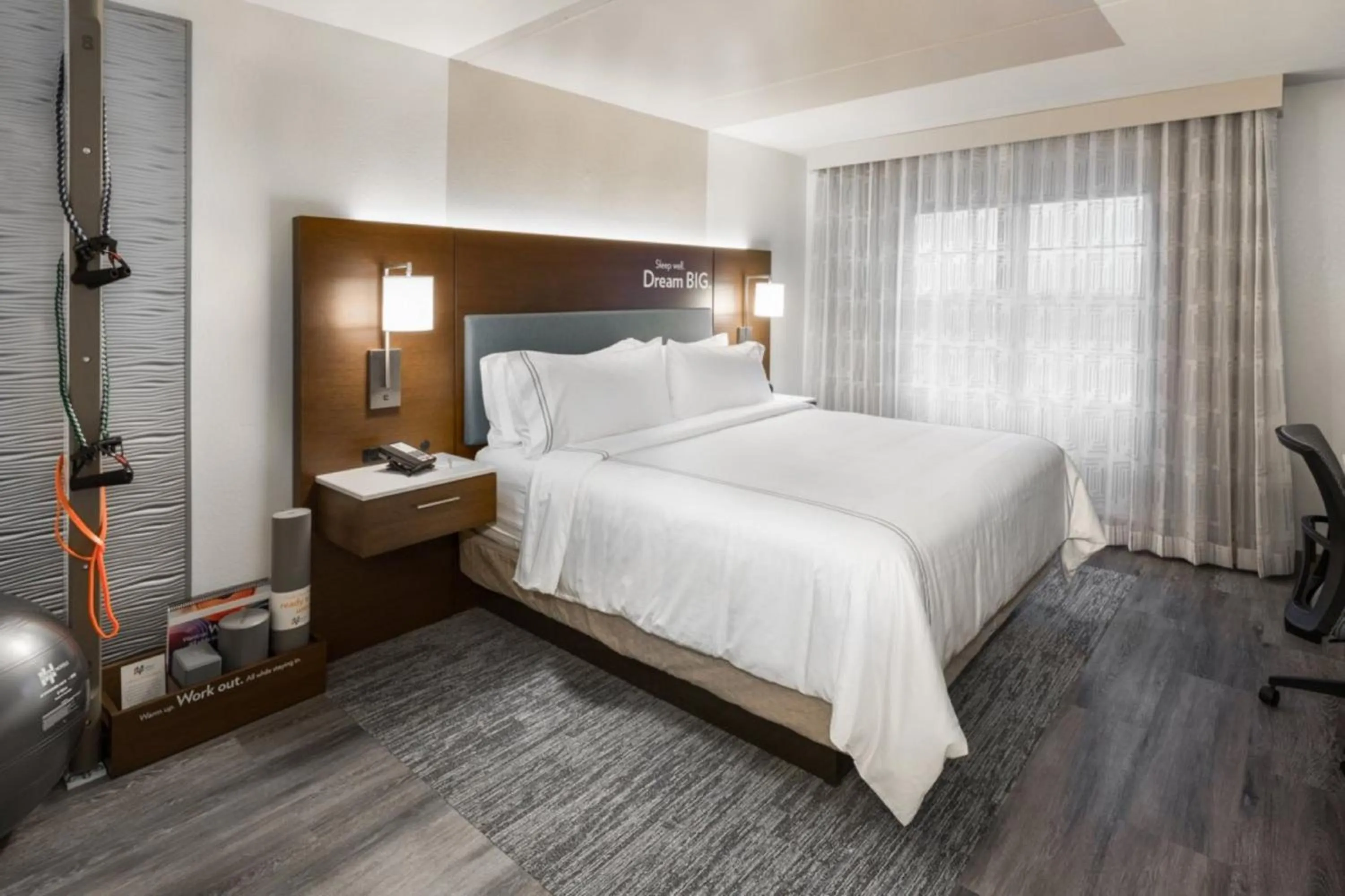 Bedroom, Bed in EVEN Hotel Chicago - Tinley Park - Convention Center by IHG
