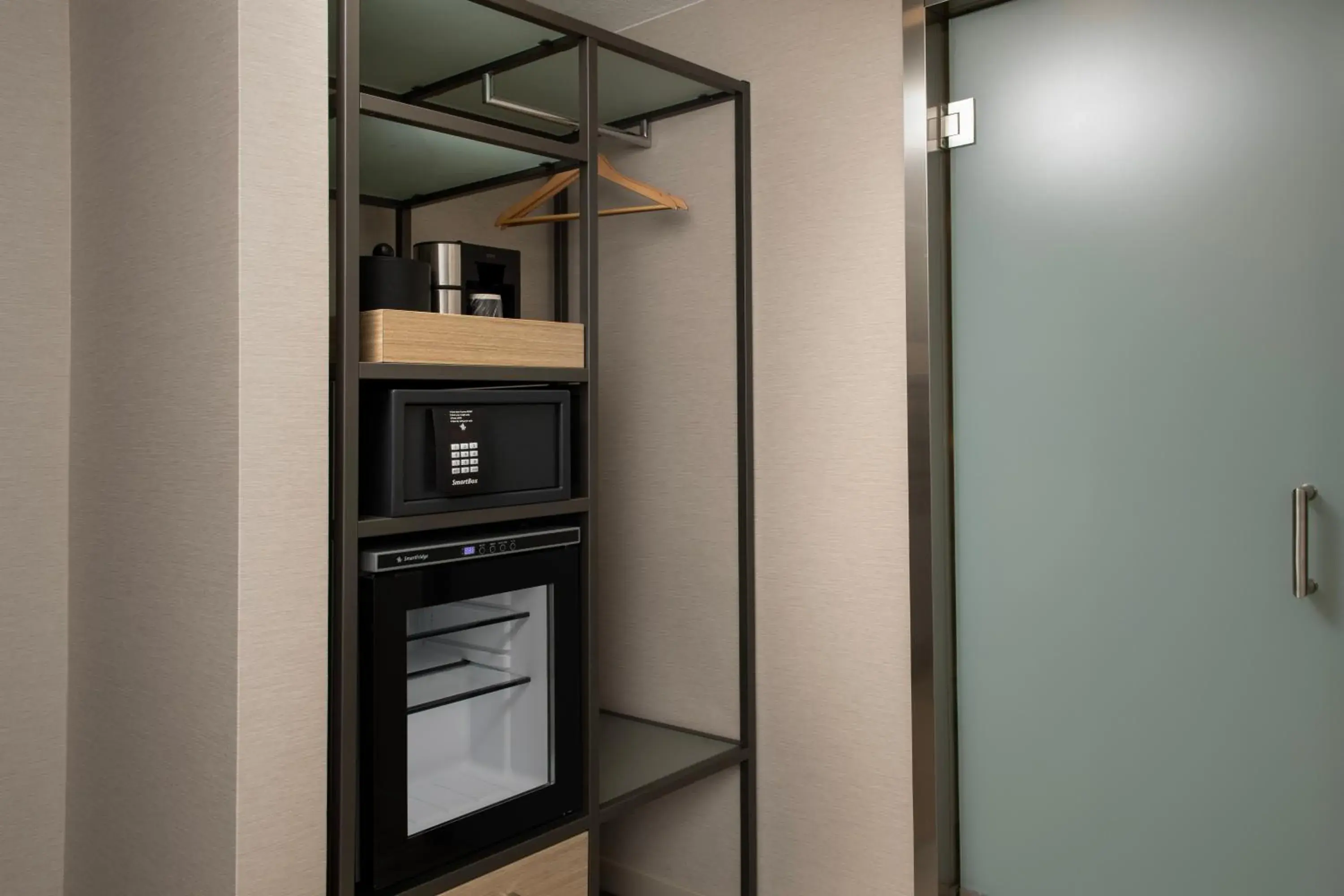 Standard Double Room with Two Double Beds in Crowne Plaza Portland - Lake Oswego, an IHG Hotel Standard Double Room with Two Double Beds in Crowne Plaza Portland - Lake Oswego, an IHG Hotel