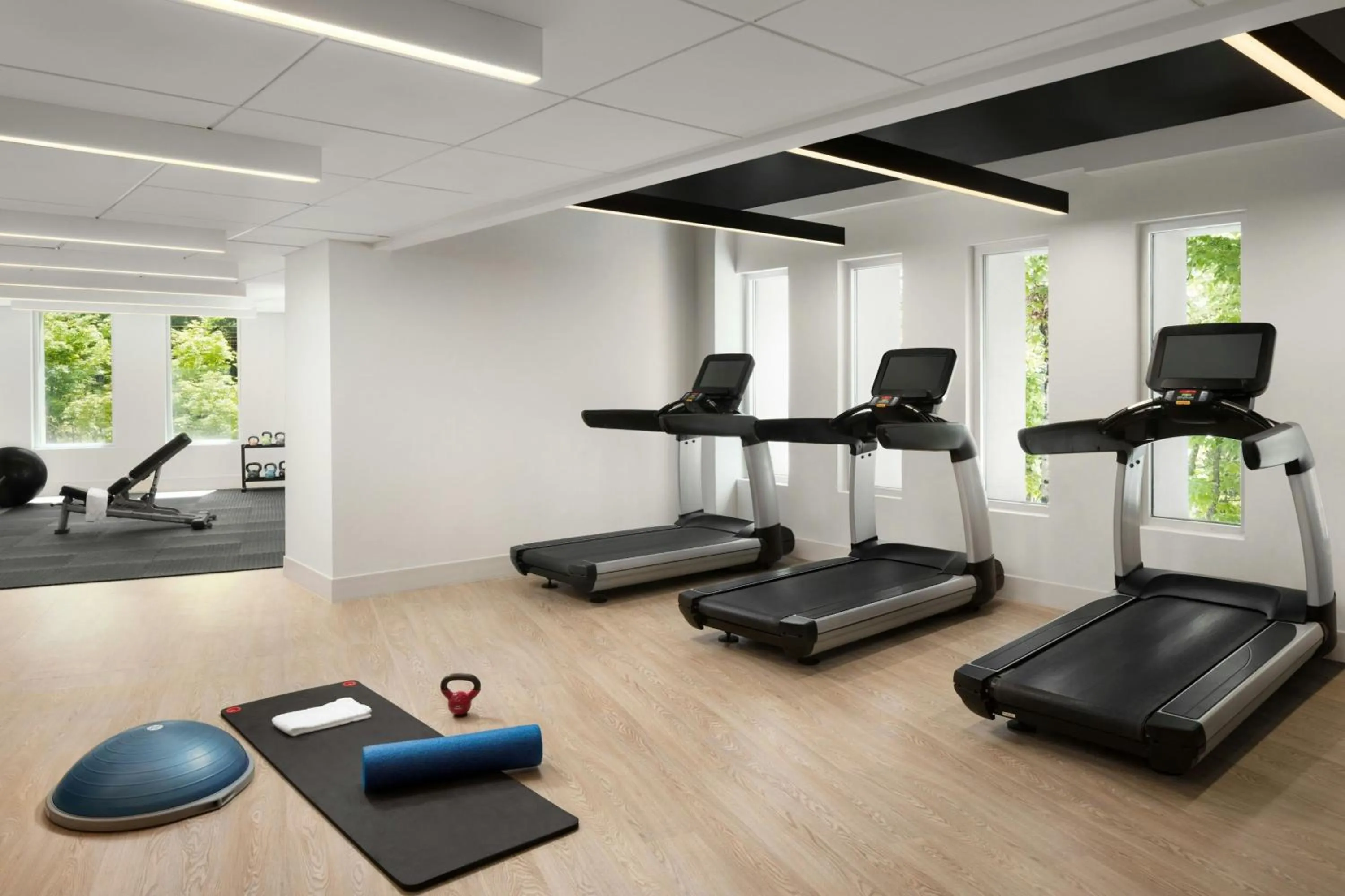 Fitness centre/facilities in AC Hotel by Marriott Portland Lake Oswego